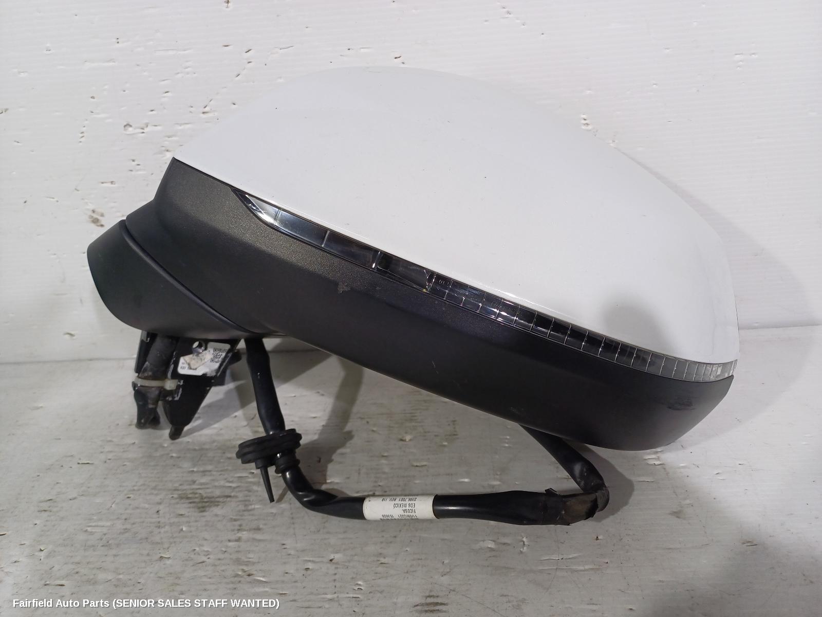 2022 Audi Q5 Left Door Mirror