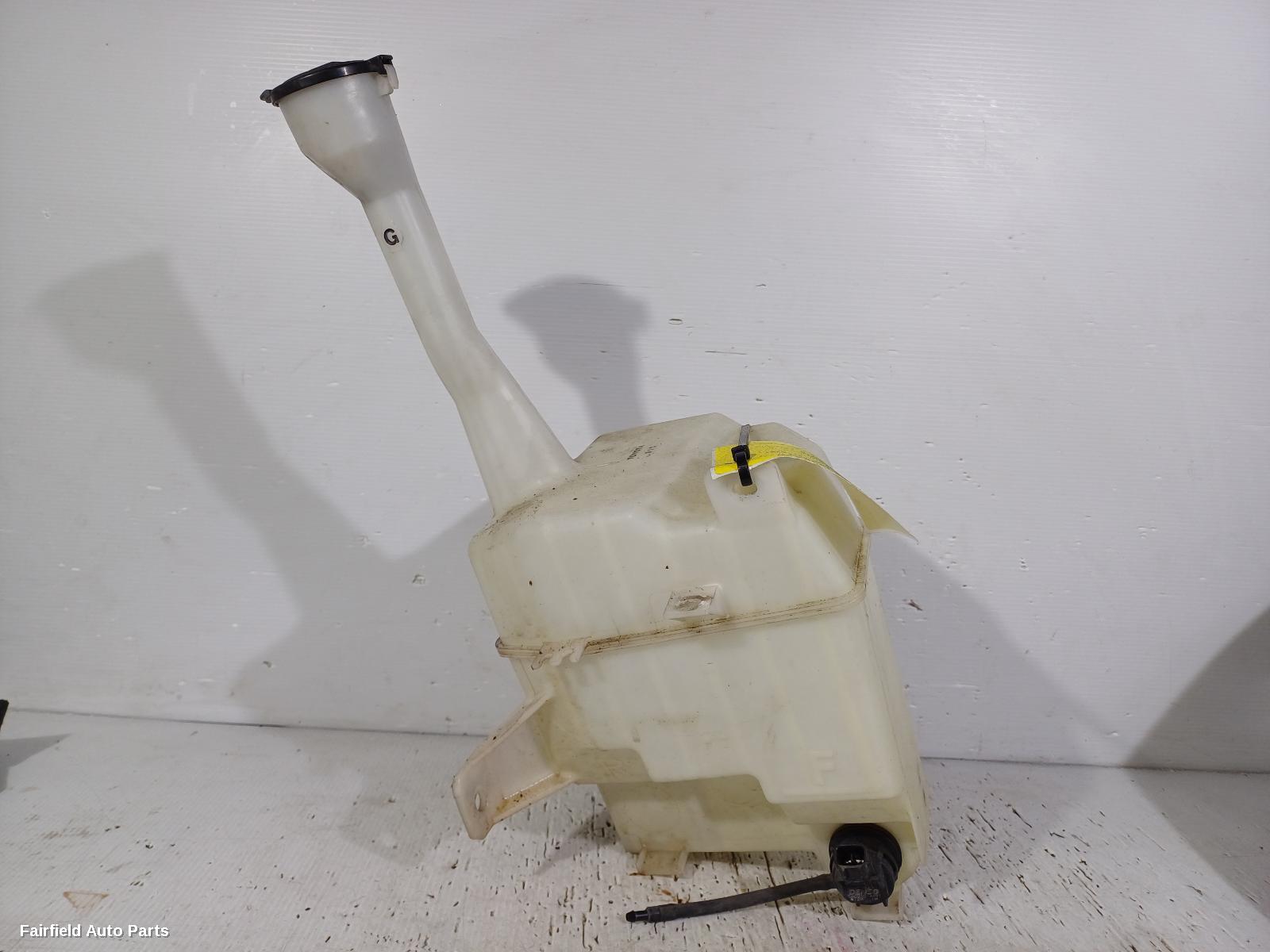 2006-2012 Toyota Aurion Washer Bottle