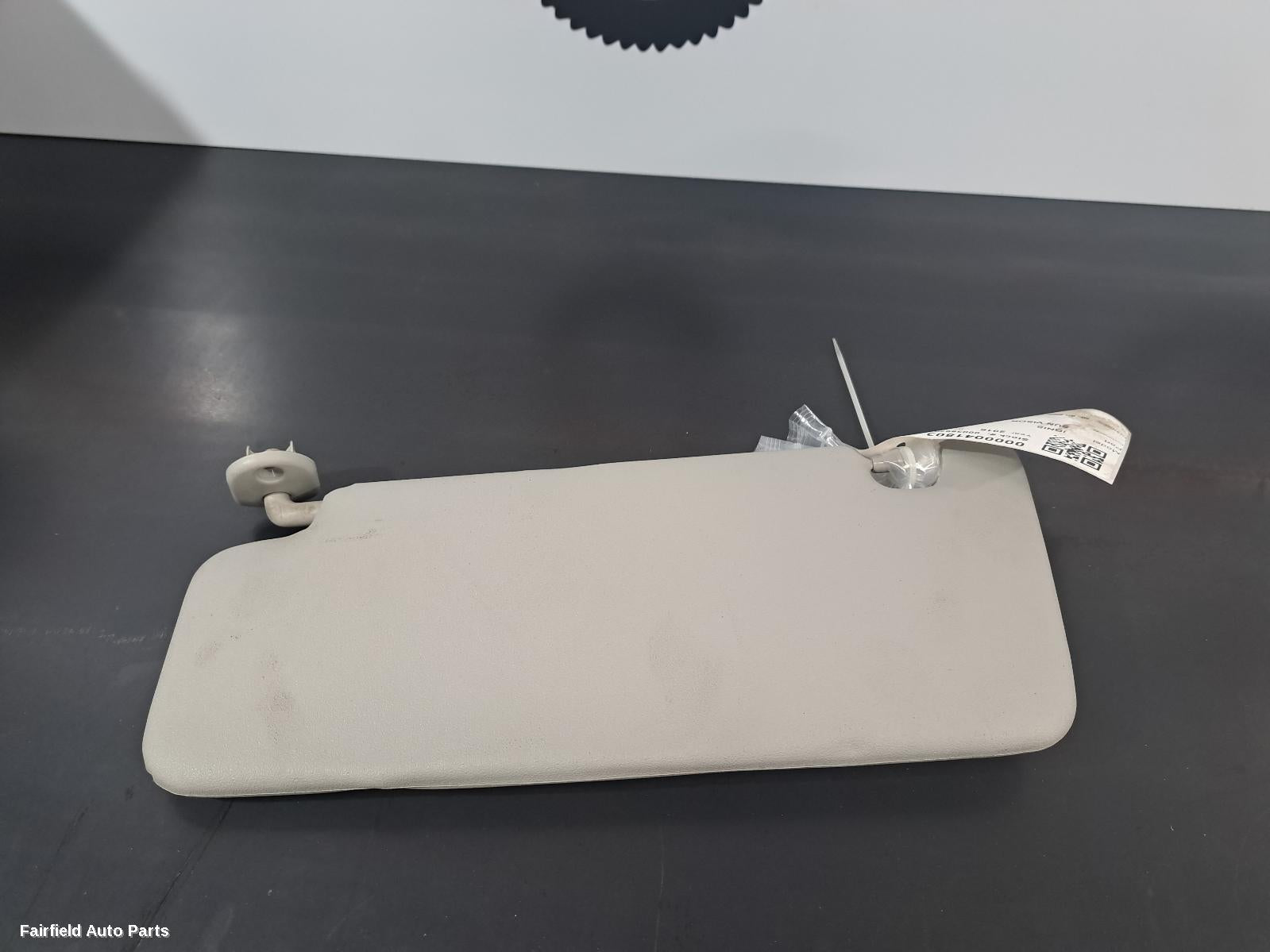 2016-2025 Suzuki Ignis Sunvisor