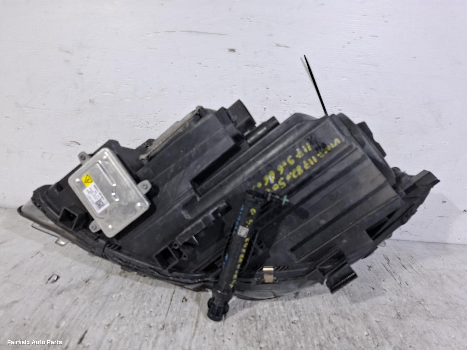 2016-2019 Mercedes Cla Class Right Headlamp