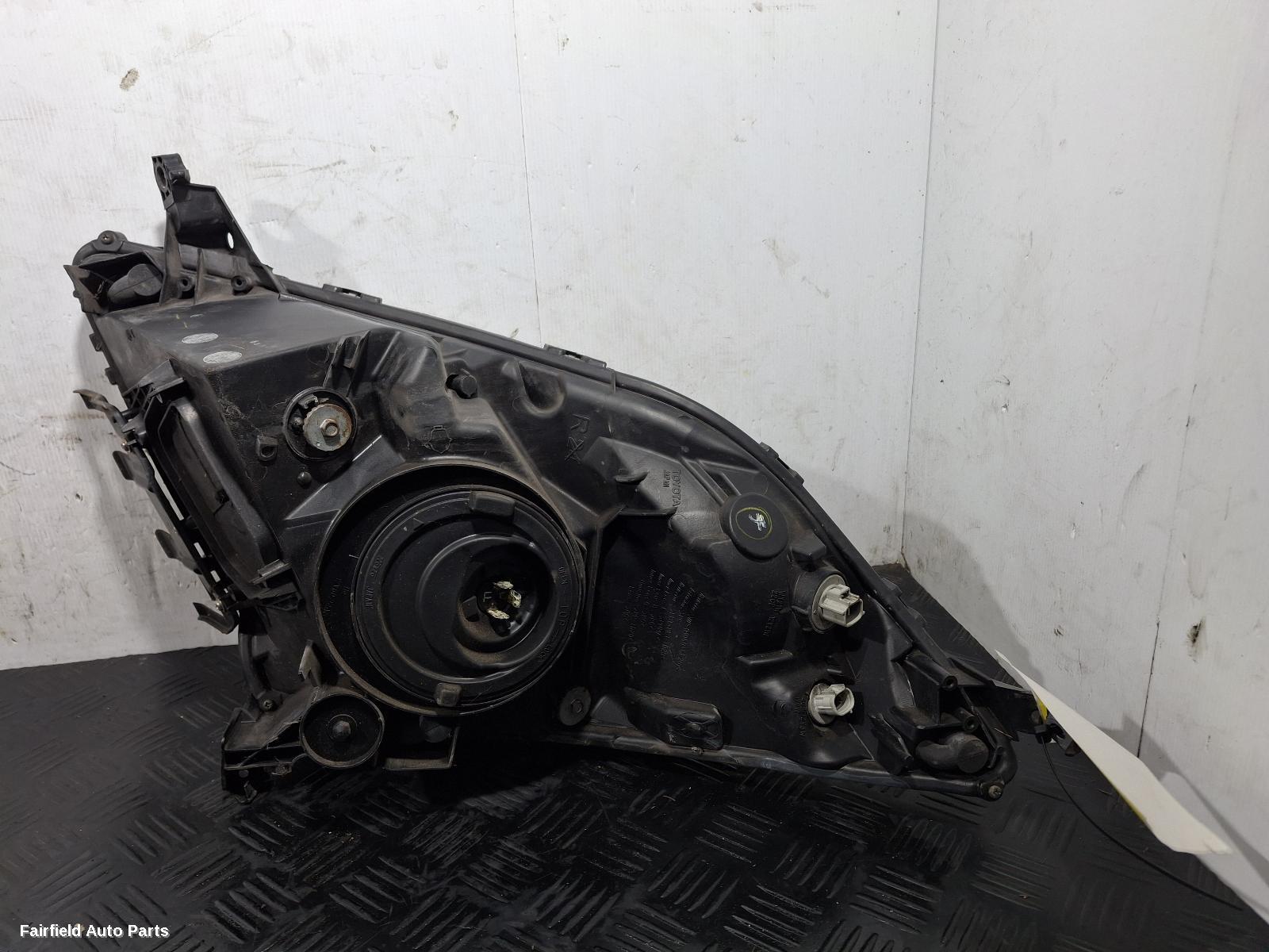 2005-2009 Toyota Prius Right Headlamp