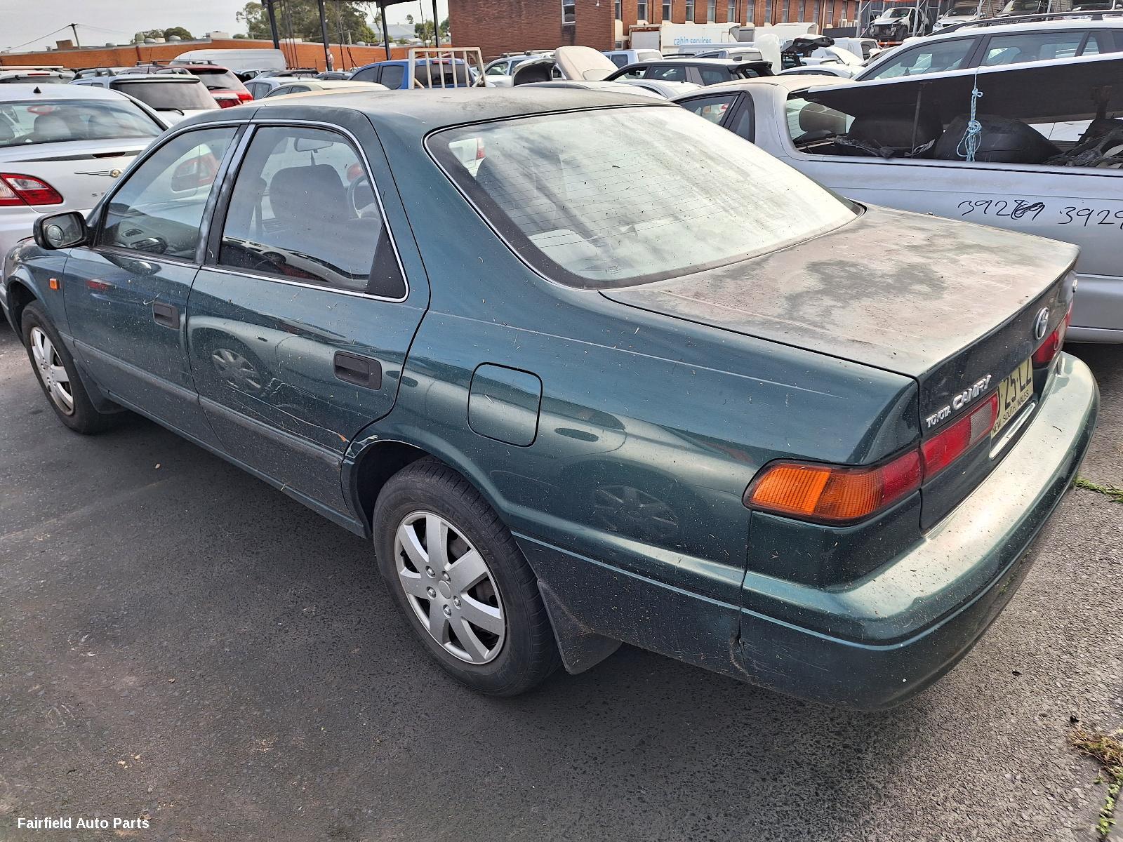 2000 Toyota Camry Right Taillight