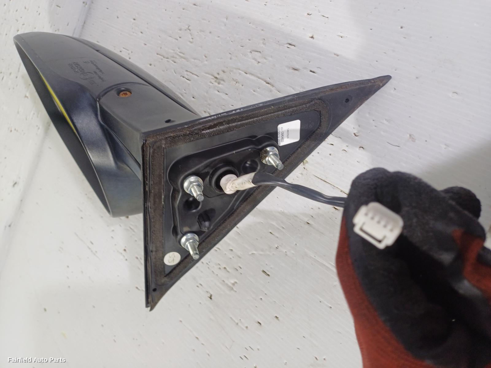 2006-2012 Toyota Aurion Right Door Mirror