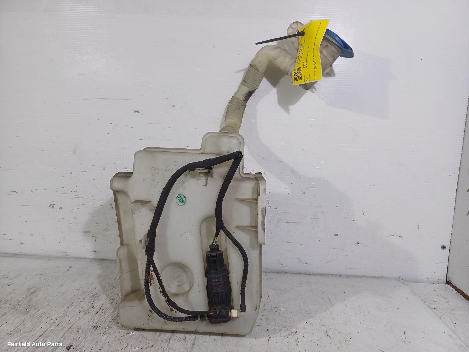 2004-2015 Volkswagen Golf Washer Bottle