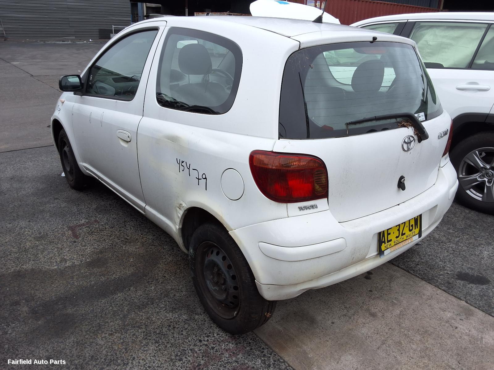 2005 Toyota Echo Left Front Door Window