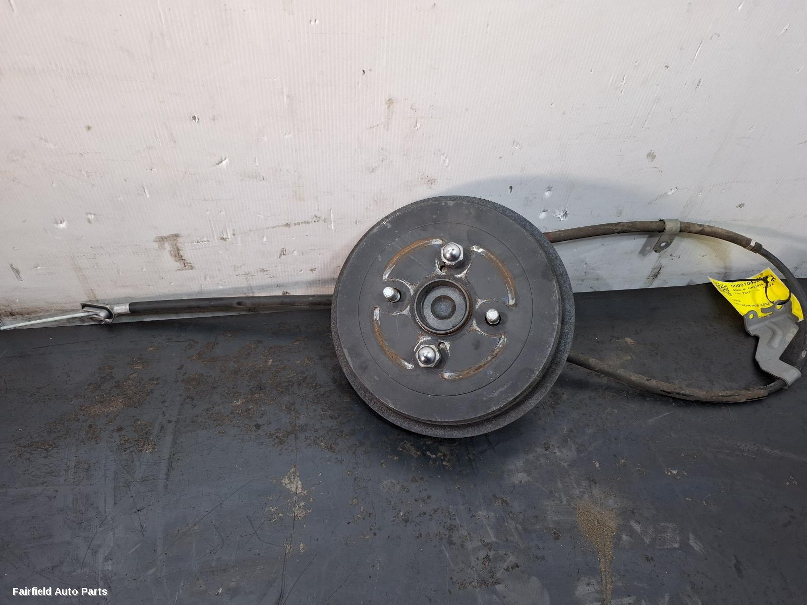 2017 Toyota Yaris Left Rear Hub Assembly