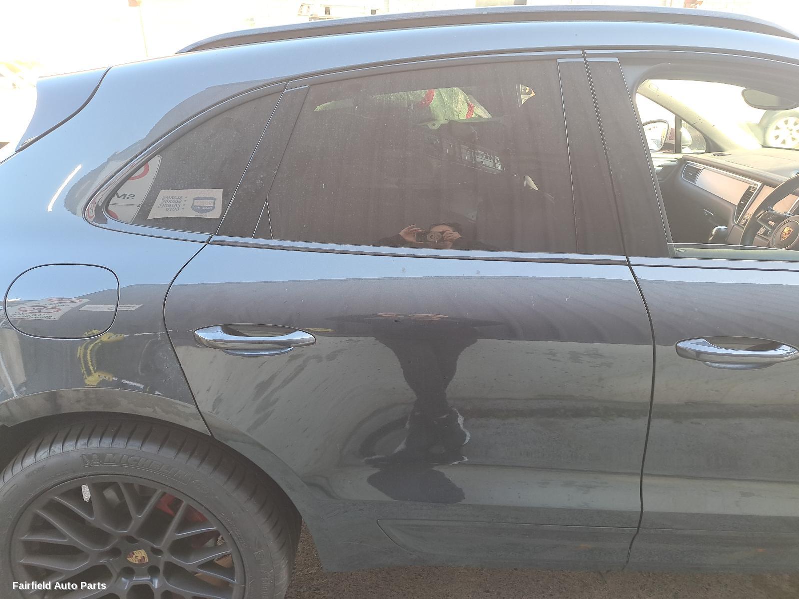 2014-2021 Porsche Macan Left Door Mirror