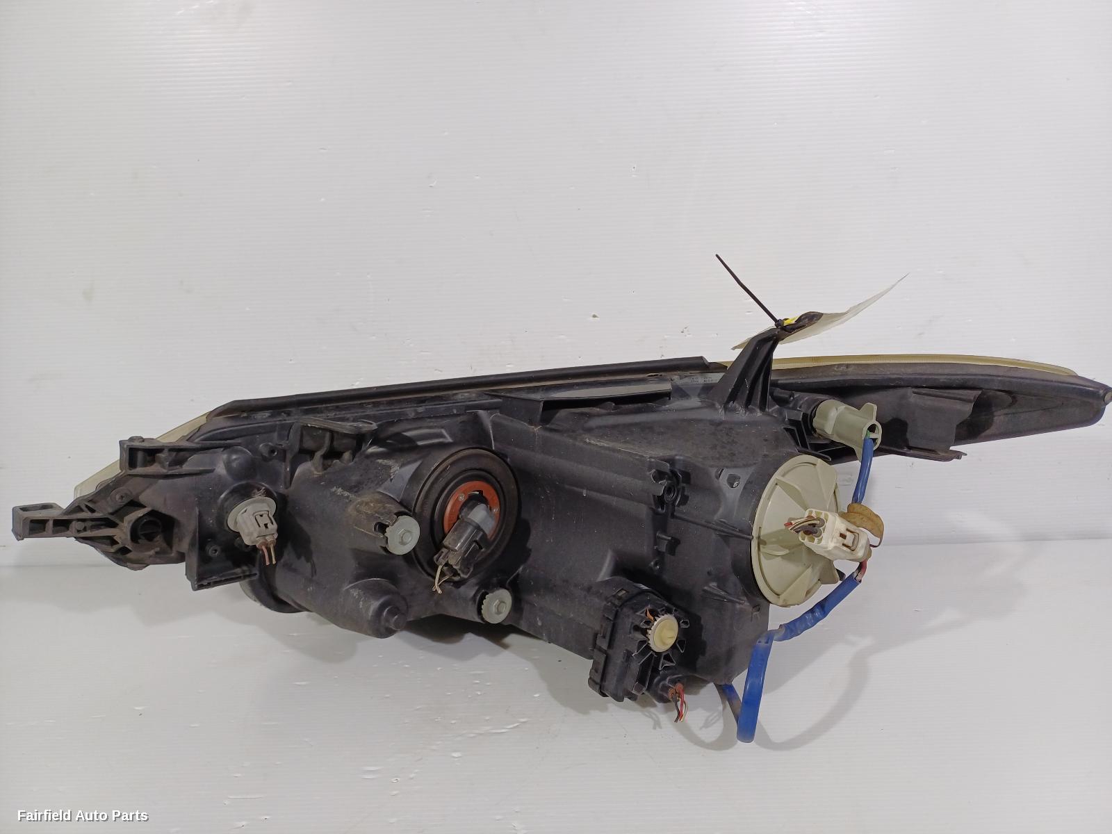 2006-2008 Toyota Tarago Right Headlamp