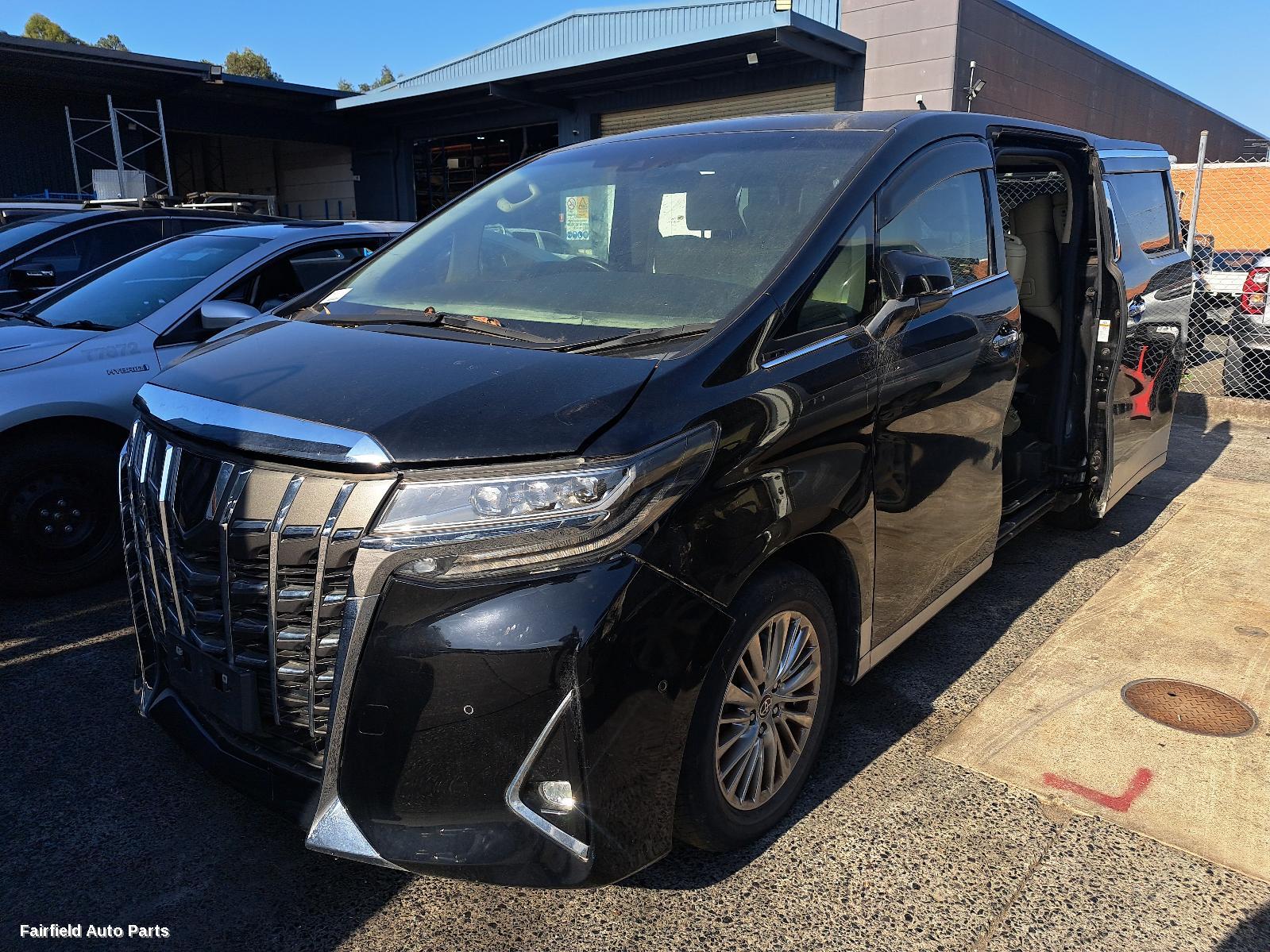 2021 Toyota Alphard Sunvisor