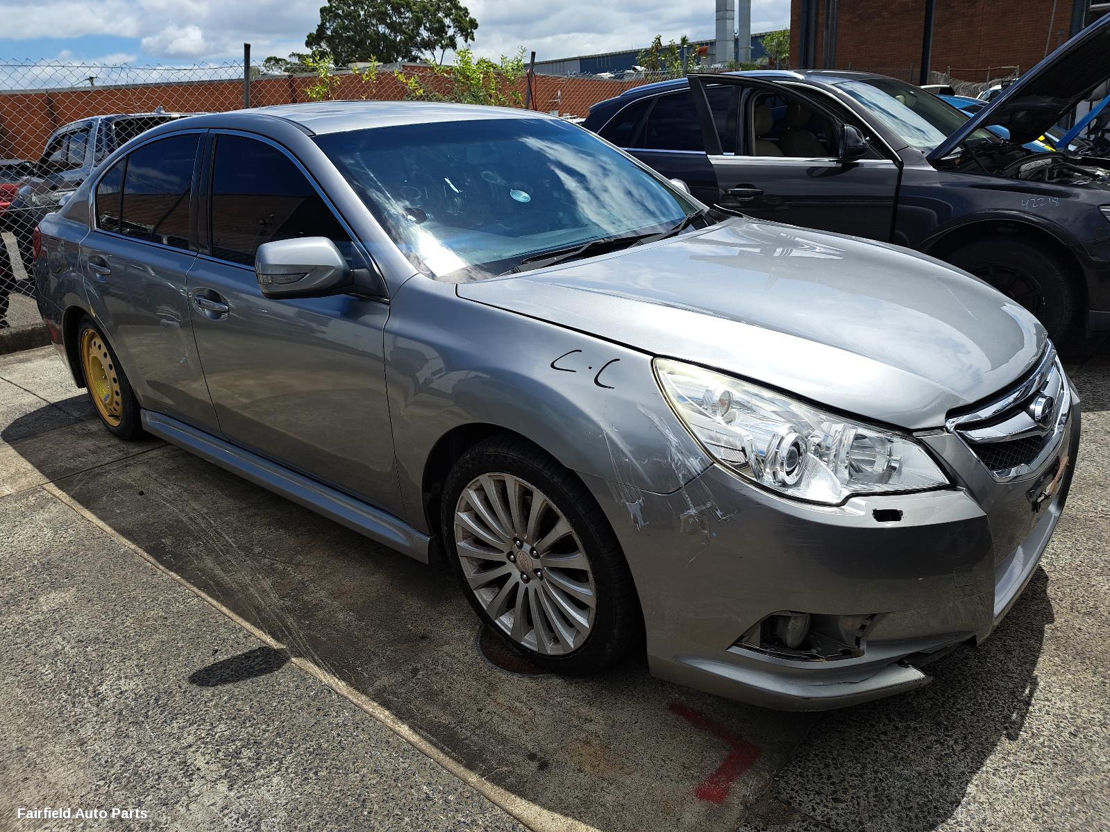 2010 Subaru Liberty Left Rear Door Sliding