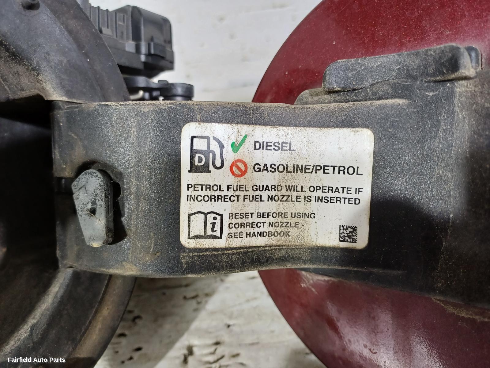 2013-2022 Land Rover Rangerover Sport Fuel Door Filler