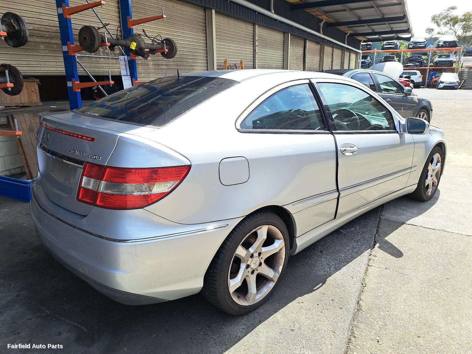 2009 Mercedes Clc Class Right Taillight