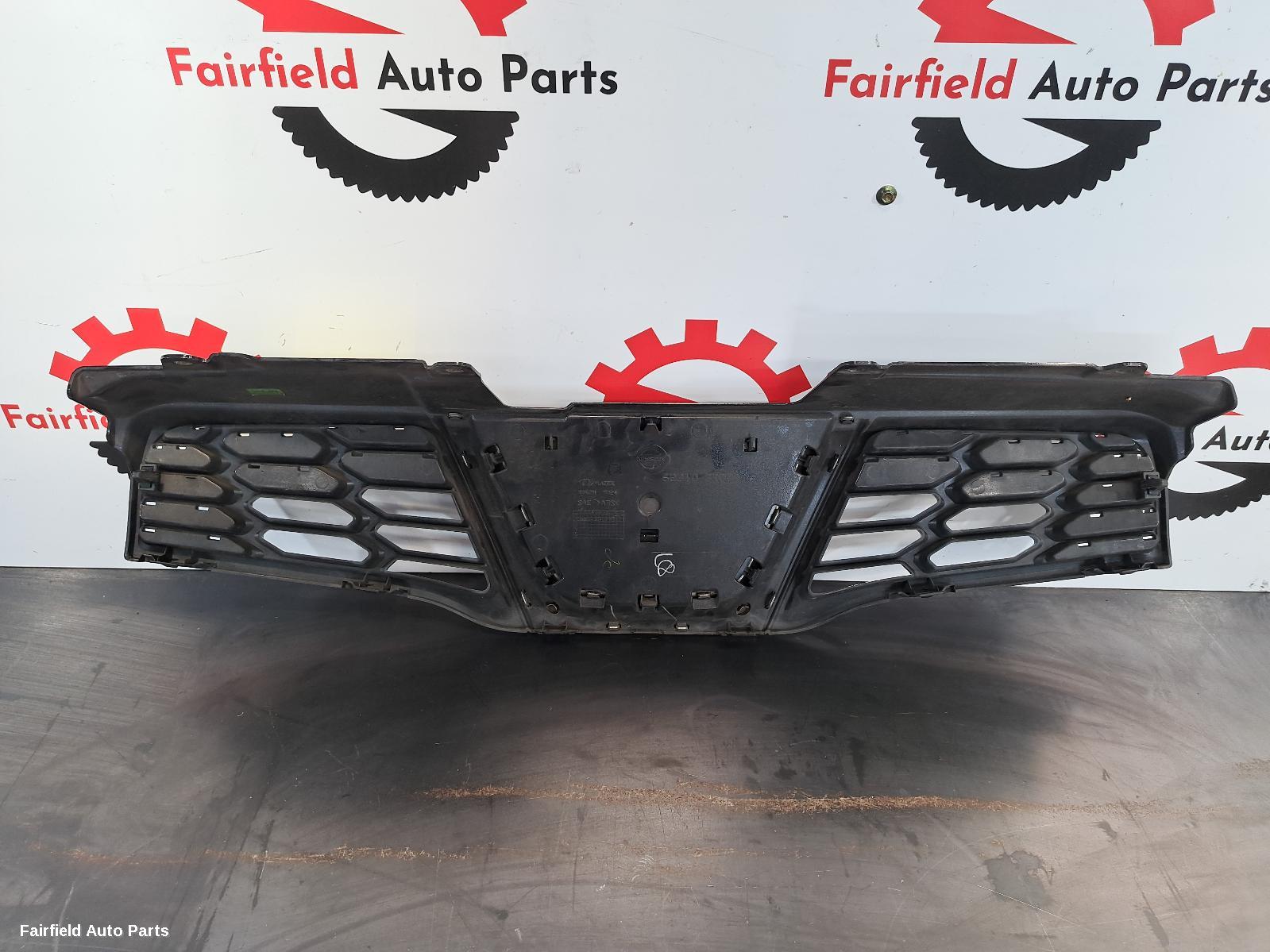 2011 Nissan Dualis Grille