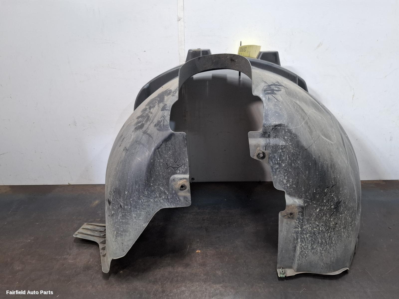2018-2023 Volvo Xc40 Left Guard Liner