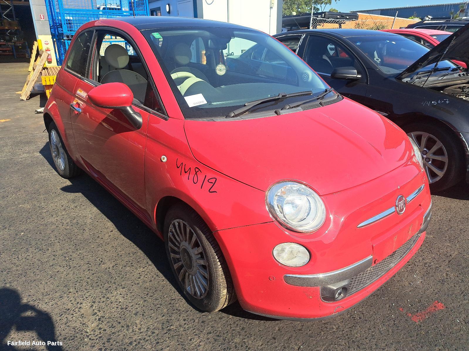 2013 Fiat 500 Left Door Mirror