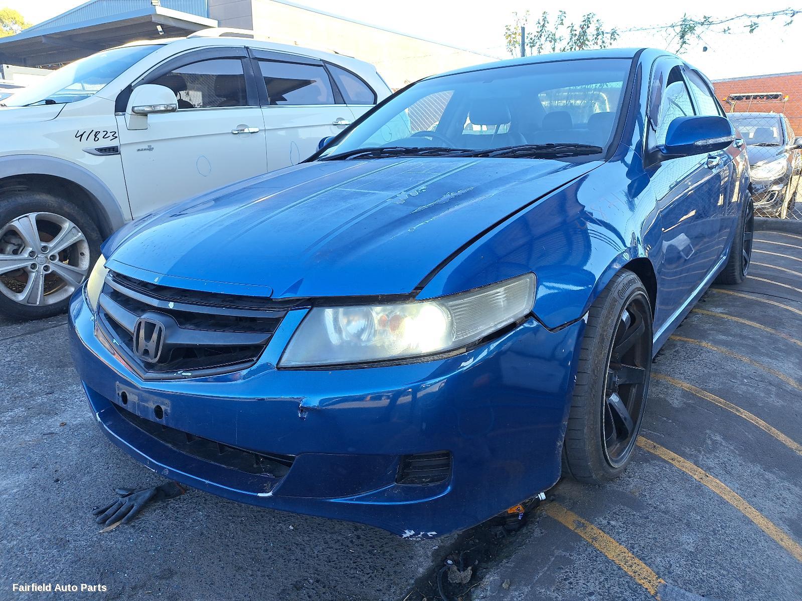 2004 Honda Accord Left Taillight