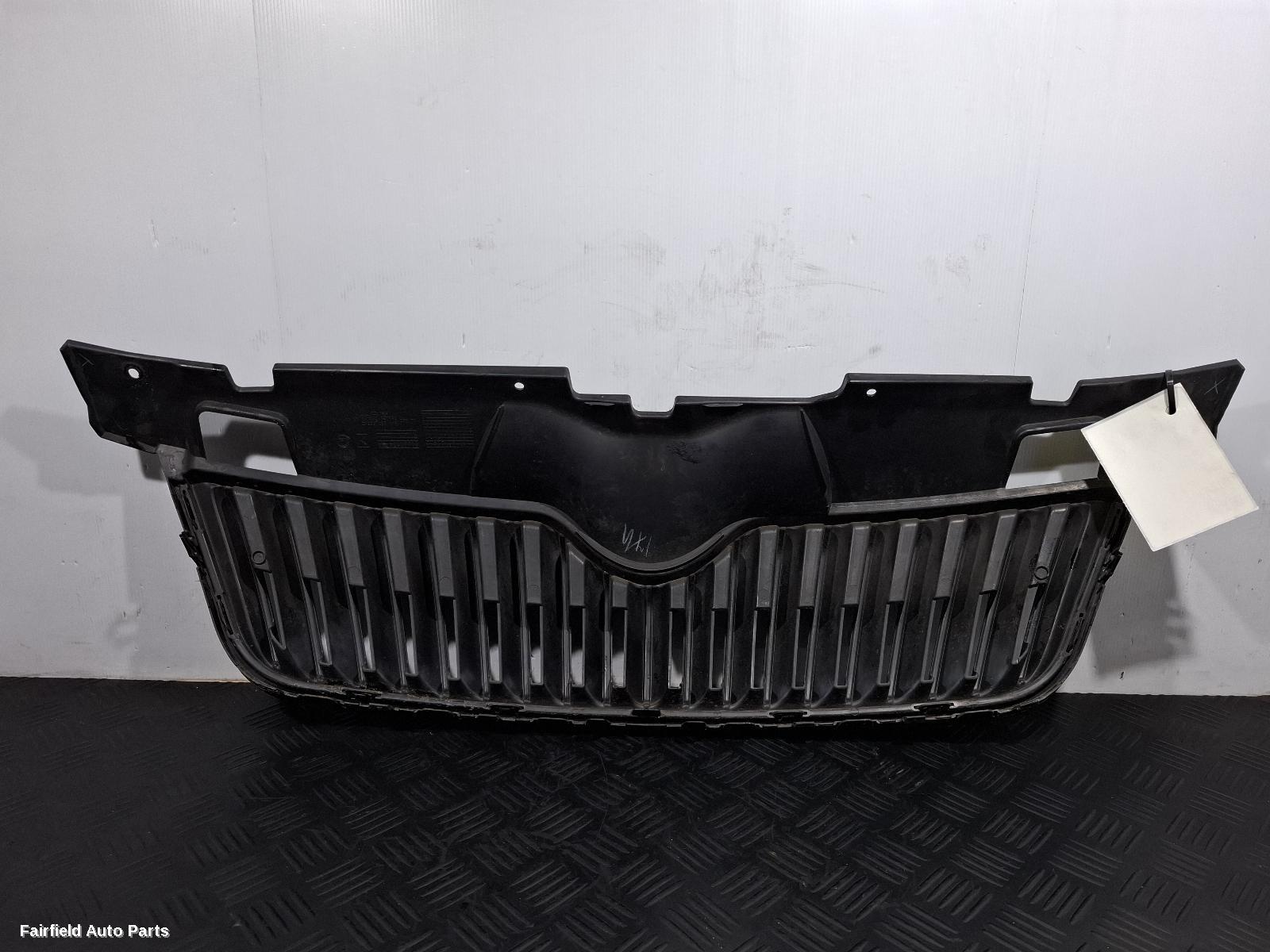 2011-2015 Skoda Fabia Grille
