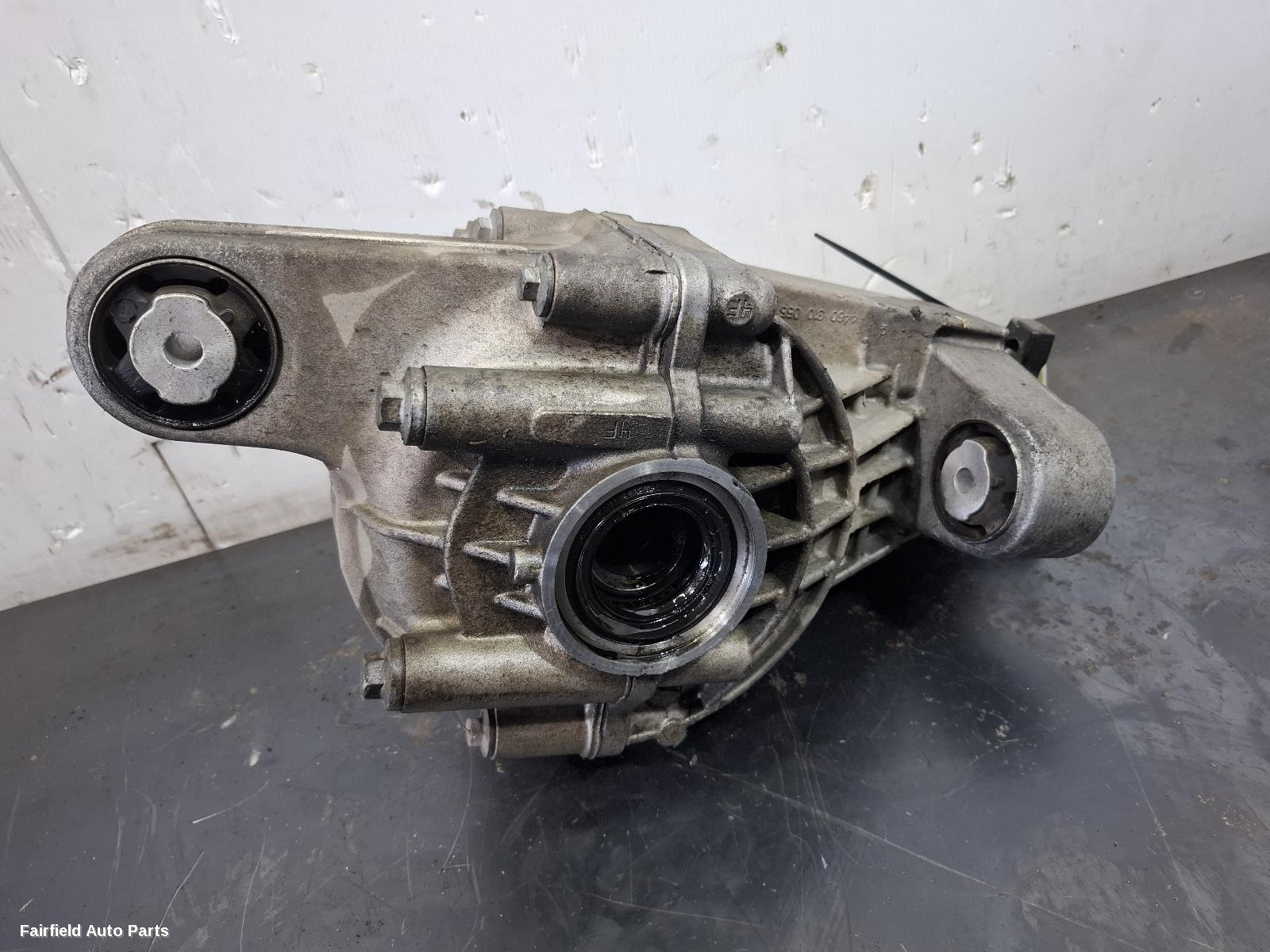 2006-2013 Holden Commodore Differential Centre