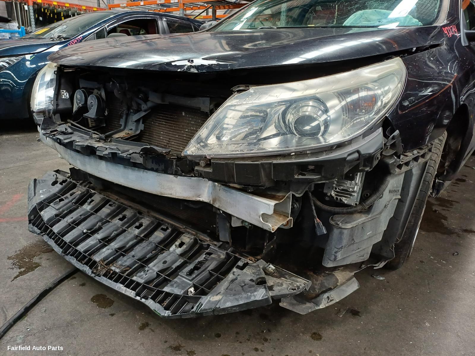 2011 Renault Latitude Right Headlamp