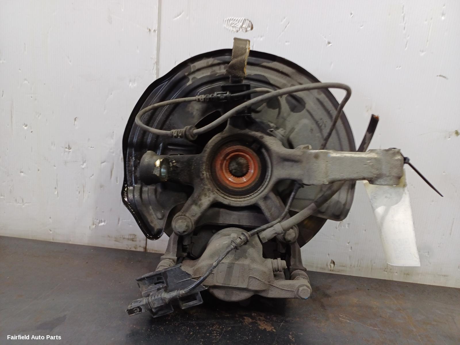 2013-2019 Mercedes Cla Class Left Front Hub Assembly