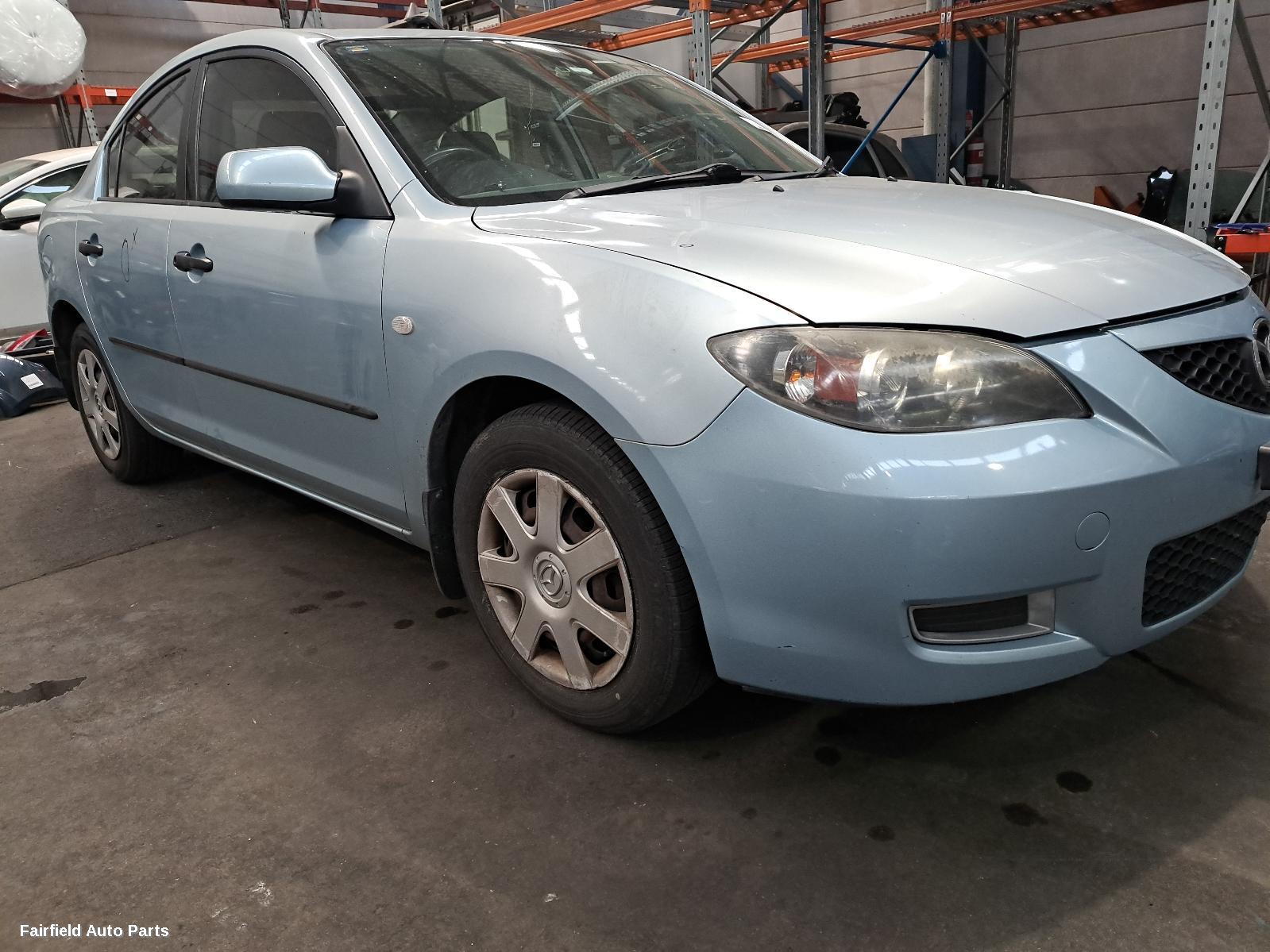 2006 Mazda 3 Rear Garnish