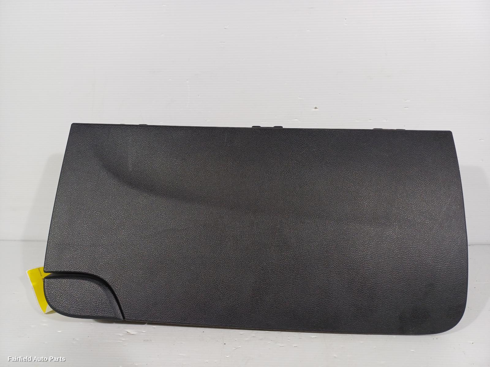2017-2026 Ldv D90 Glove Box