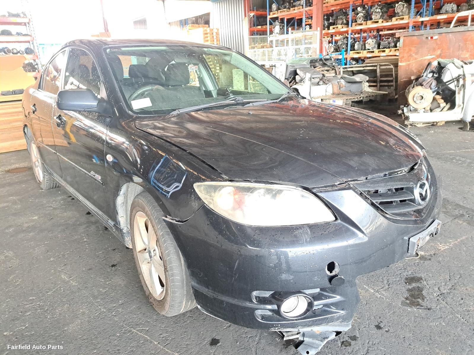 2005 Mazda 3 Left Taillight