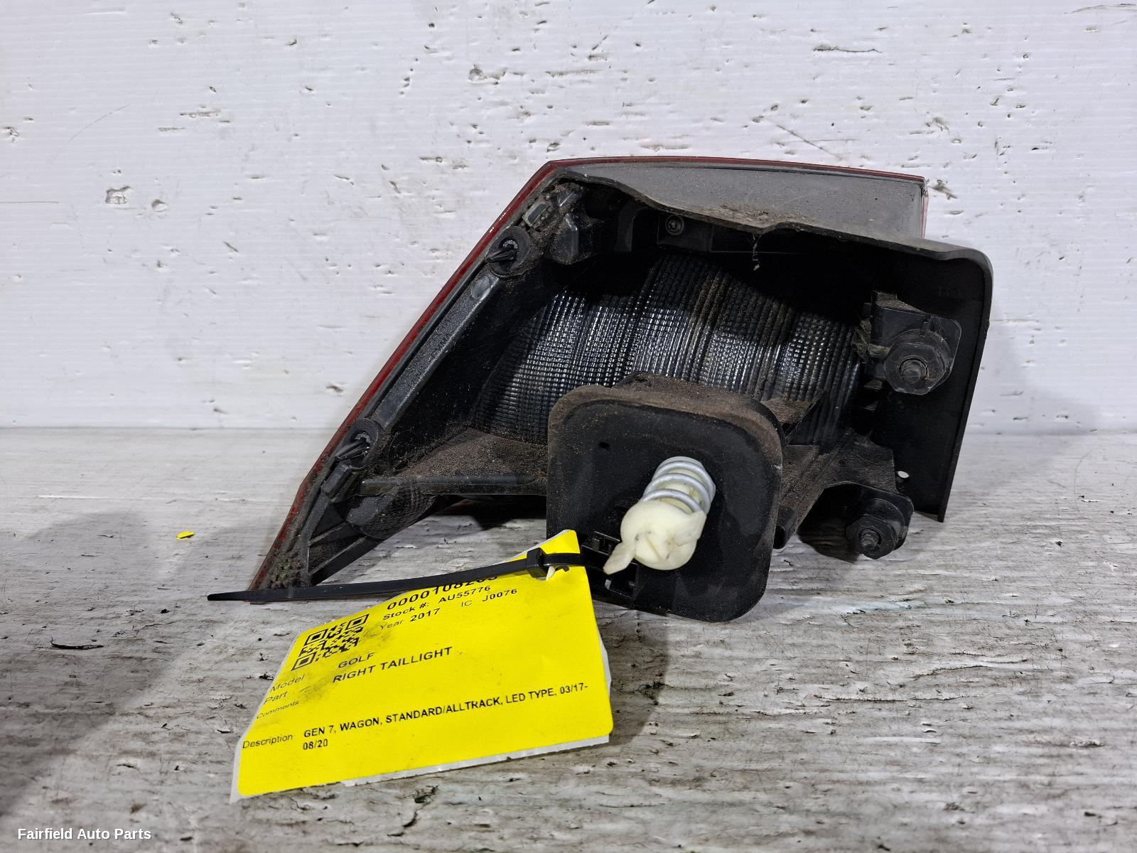 2017-2020 Volkswagen Golf Right Taillight