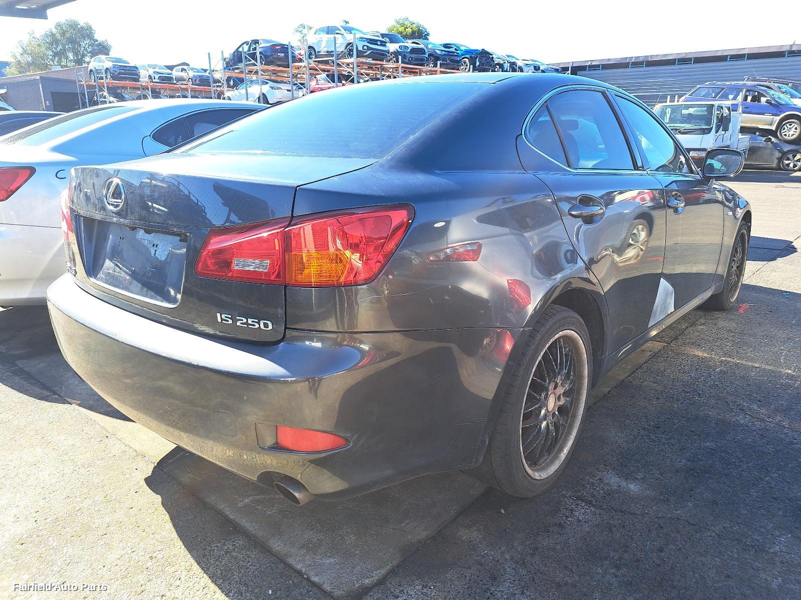 2006 Lexus Is250/is250c Radiator