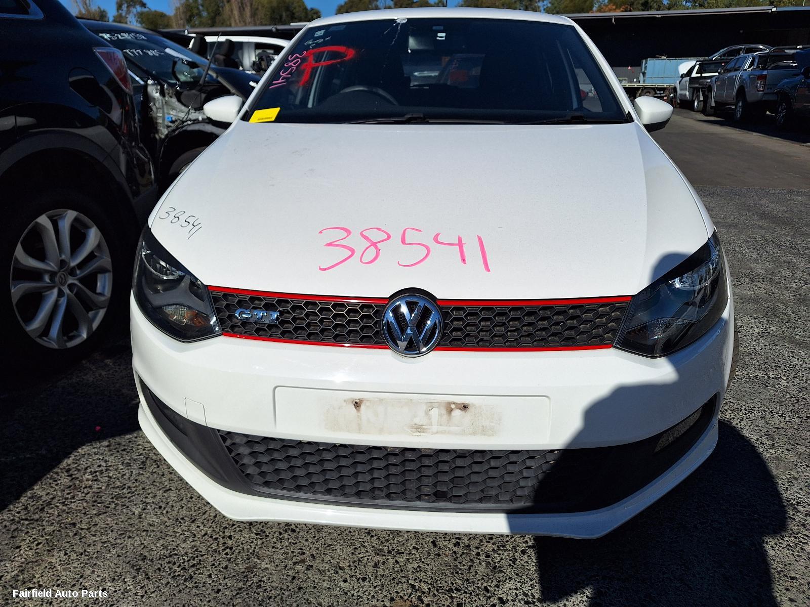 2013 Volkswagen Polo Front Bumper