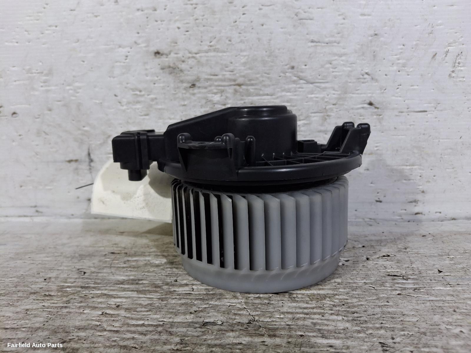 2004-2011 Suzuki Swift Heater Fan Motor