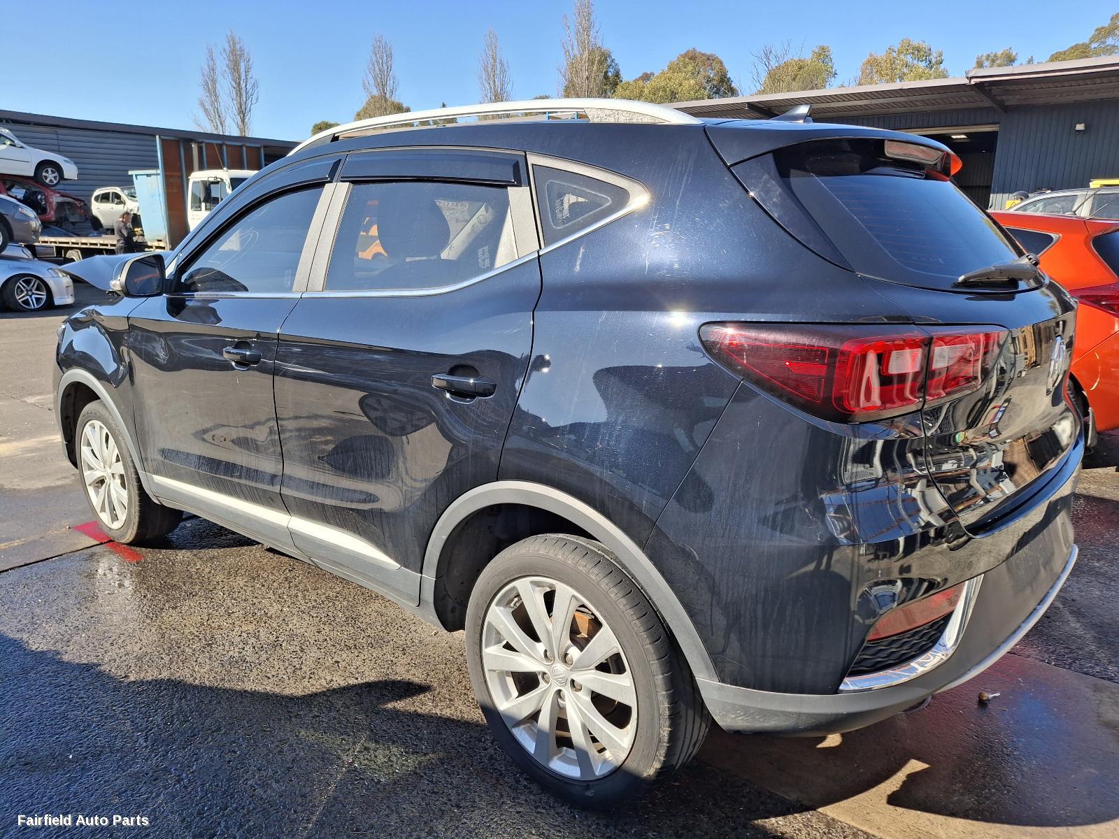 2022 Mg Zs F Bar Reinforc Brack