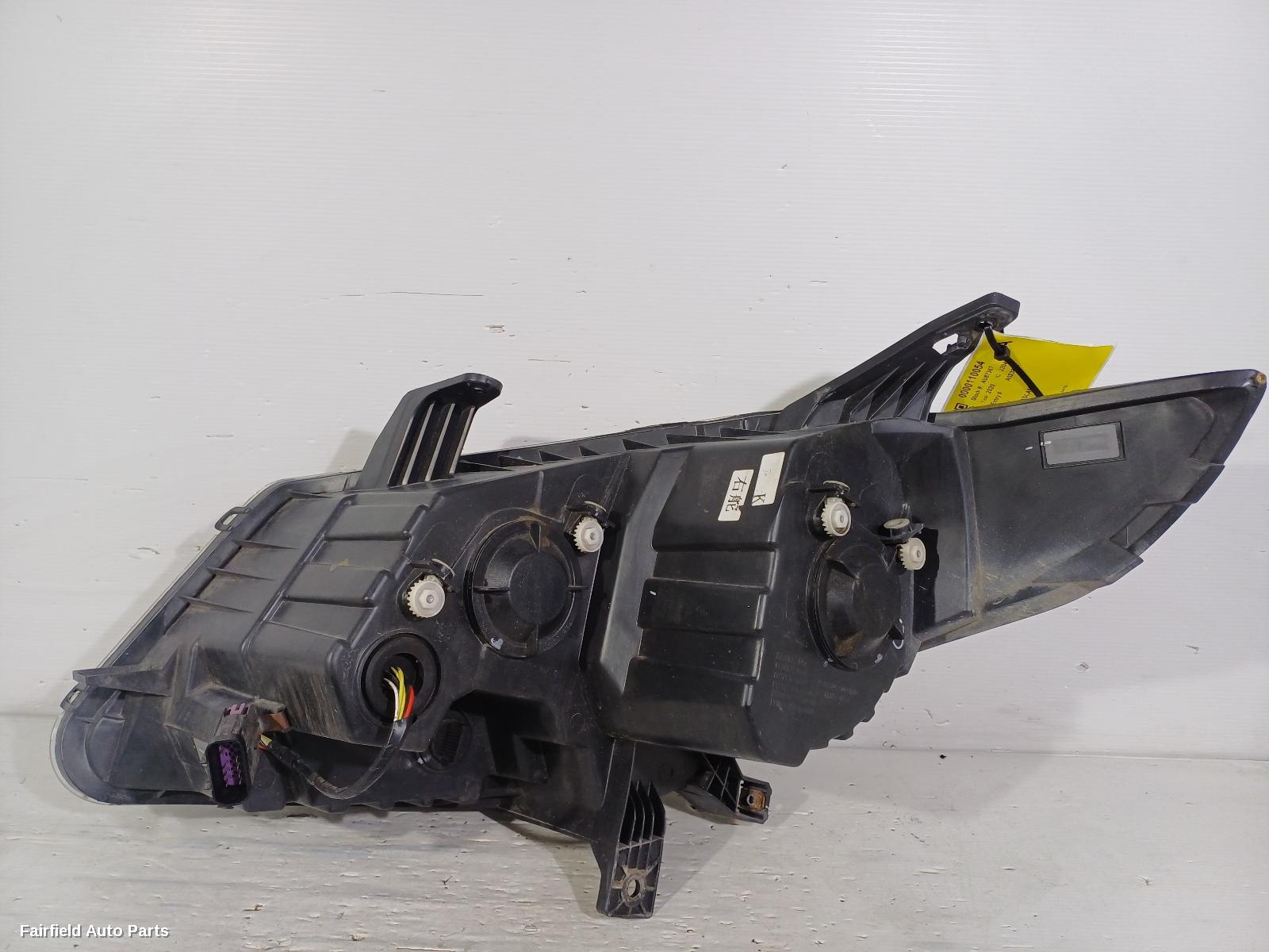 2015-2025 Ldv G10 Right Headlamp