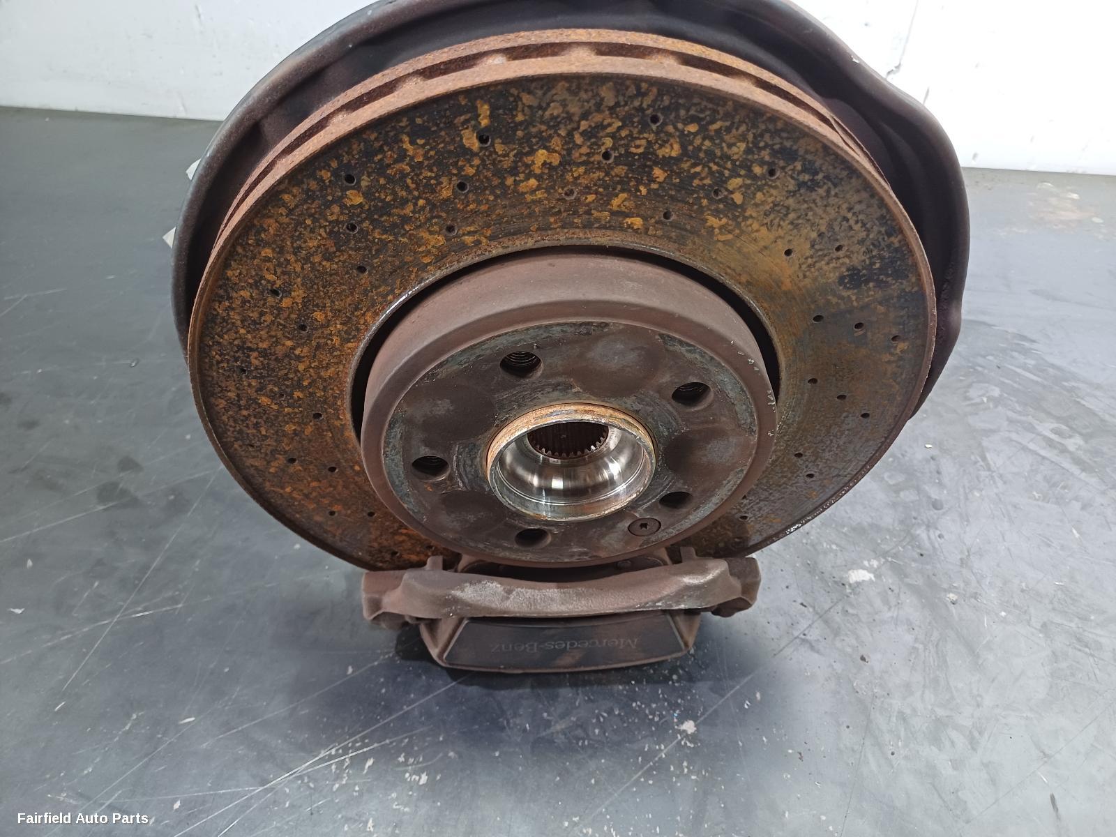 2013-2019 Mercedes Cla Class Left Front Hub Assembly