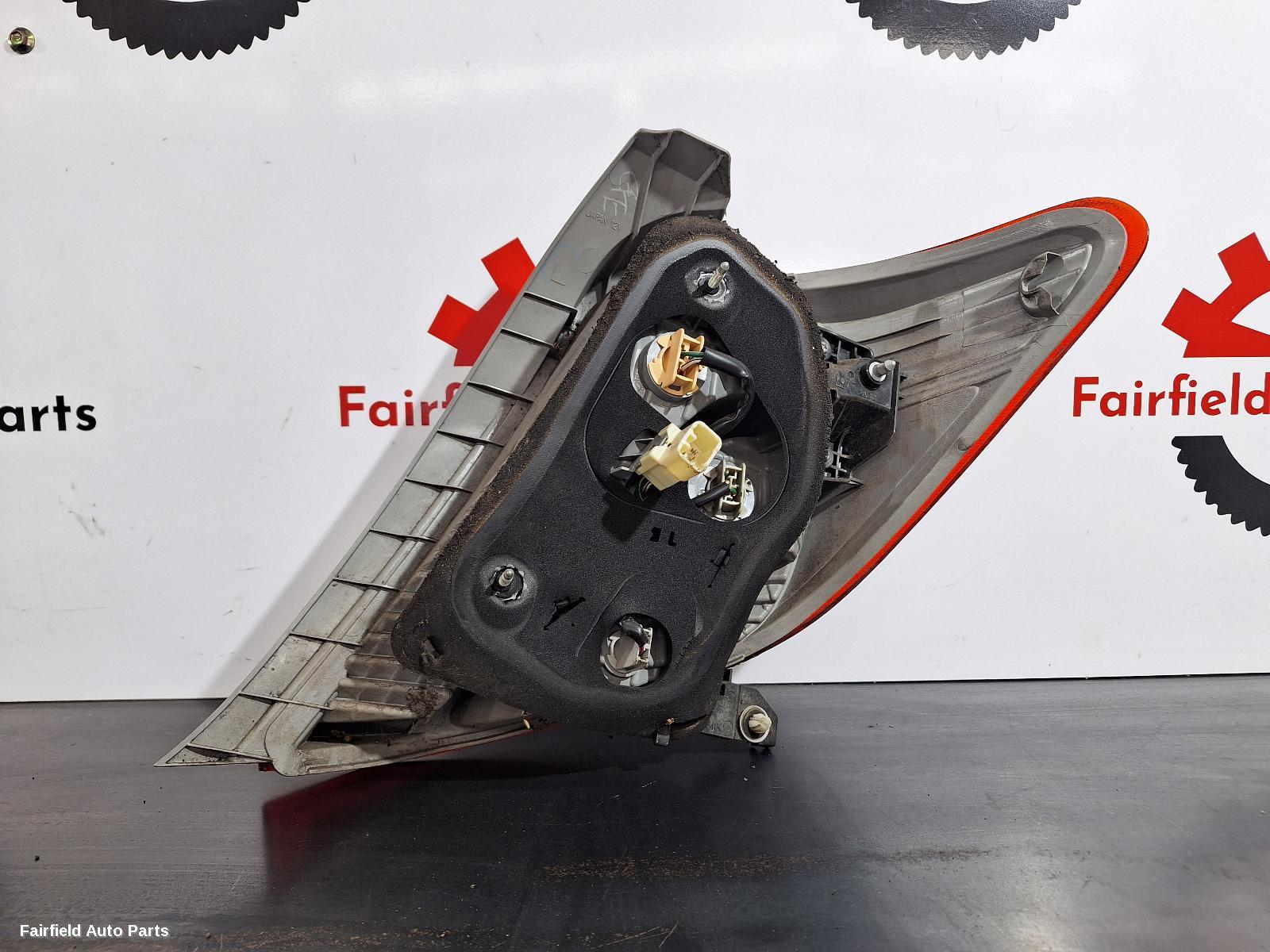 2013 Toyota Yaris Left Taillight