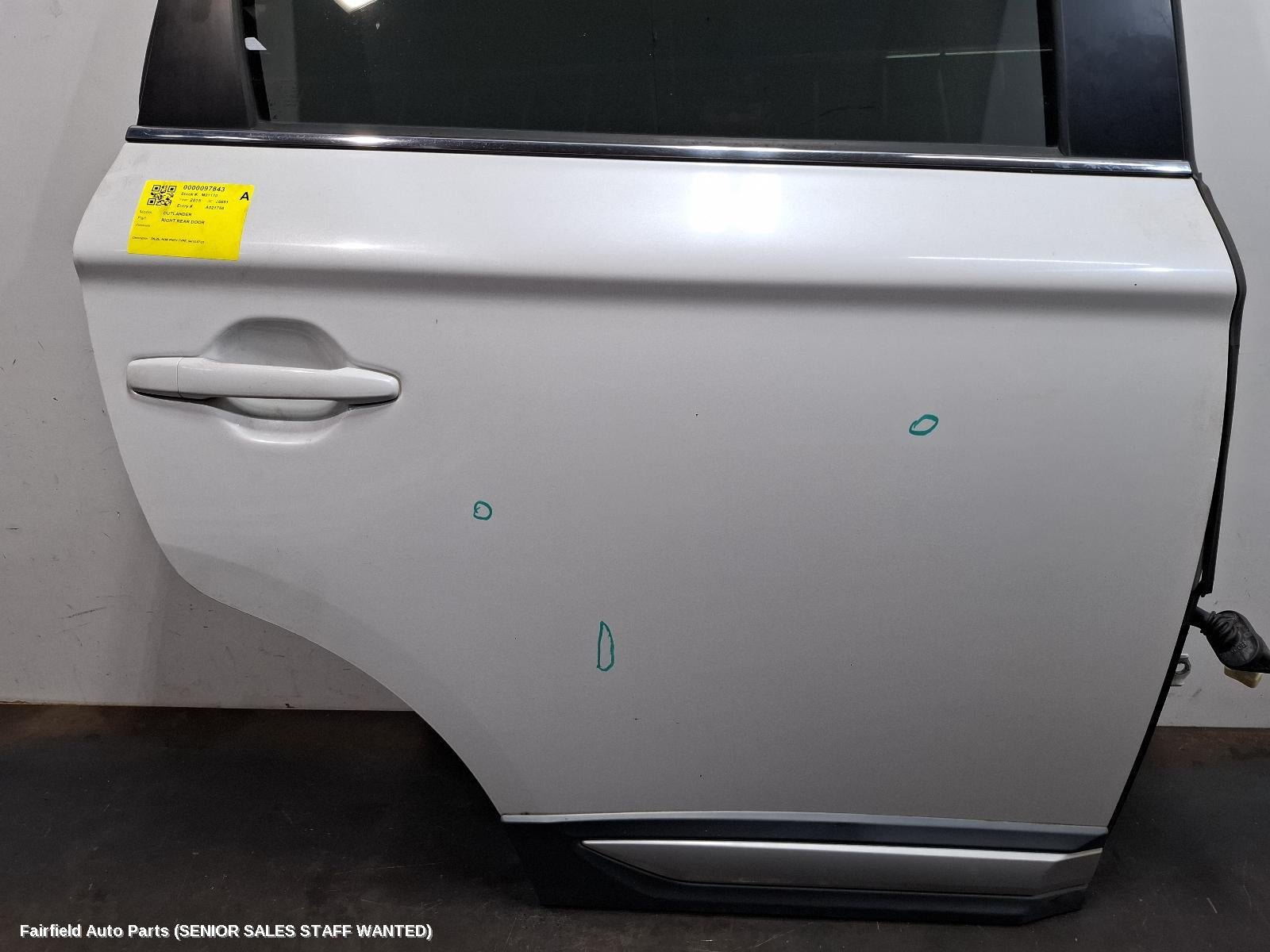 2015 Mitsubishi Outlander Right Rear Door Sliding