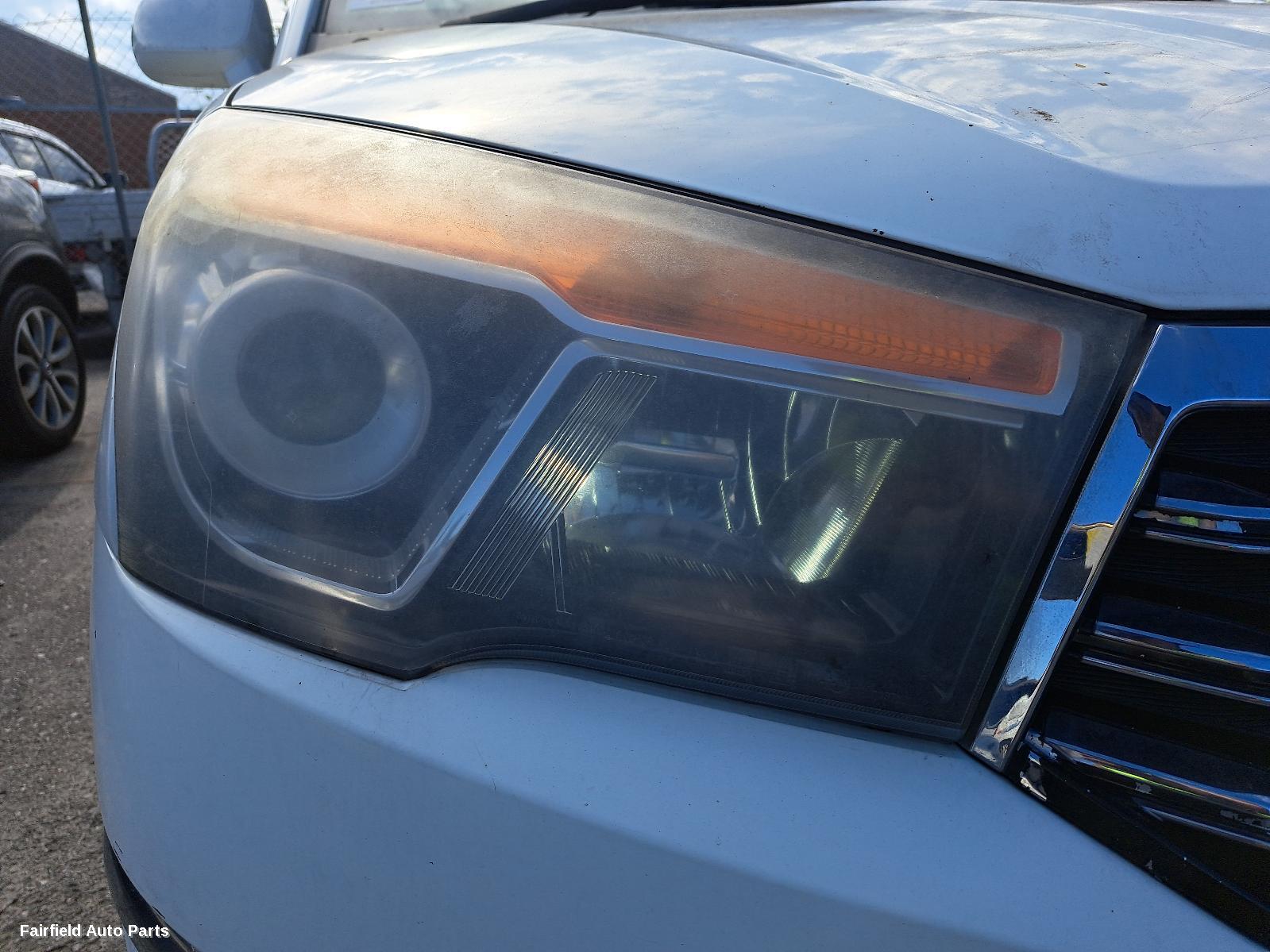 2013 Ssangyong Stavic Radiator Support