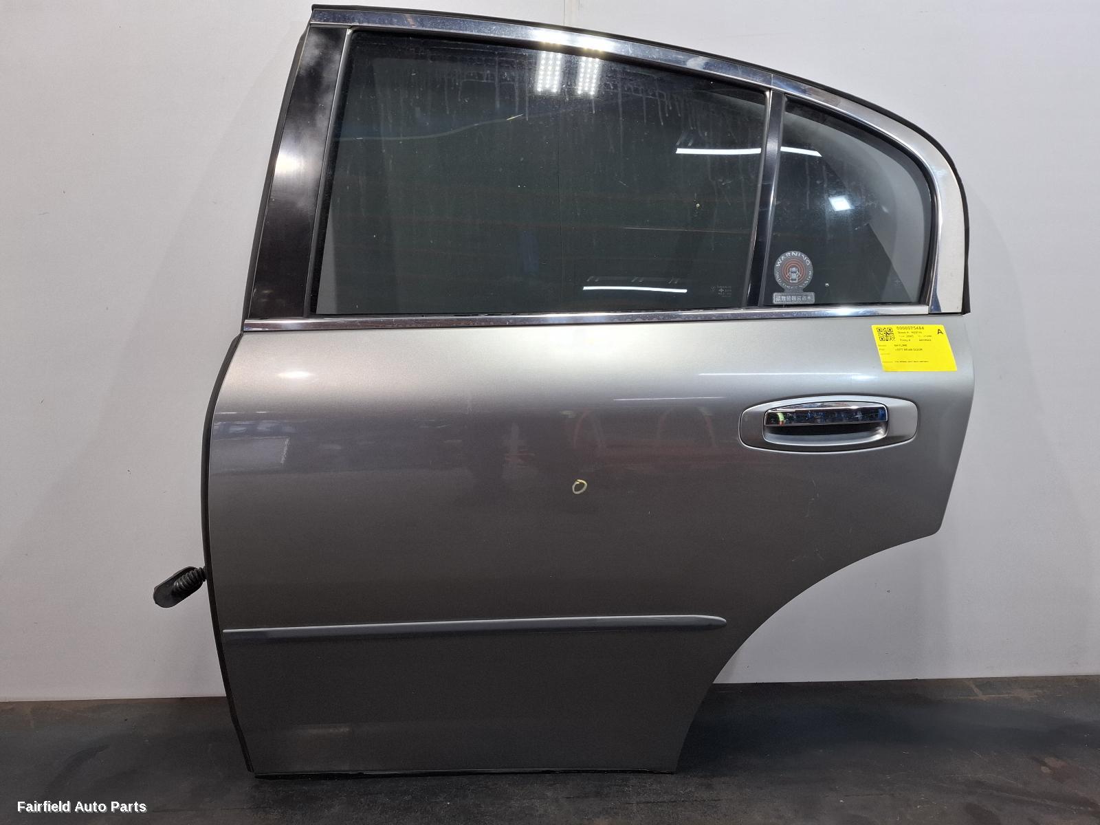 2001-2007 Nissan Skyline Left Rear Door Sliding