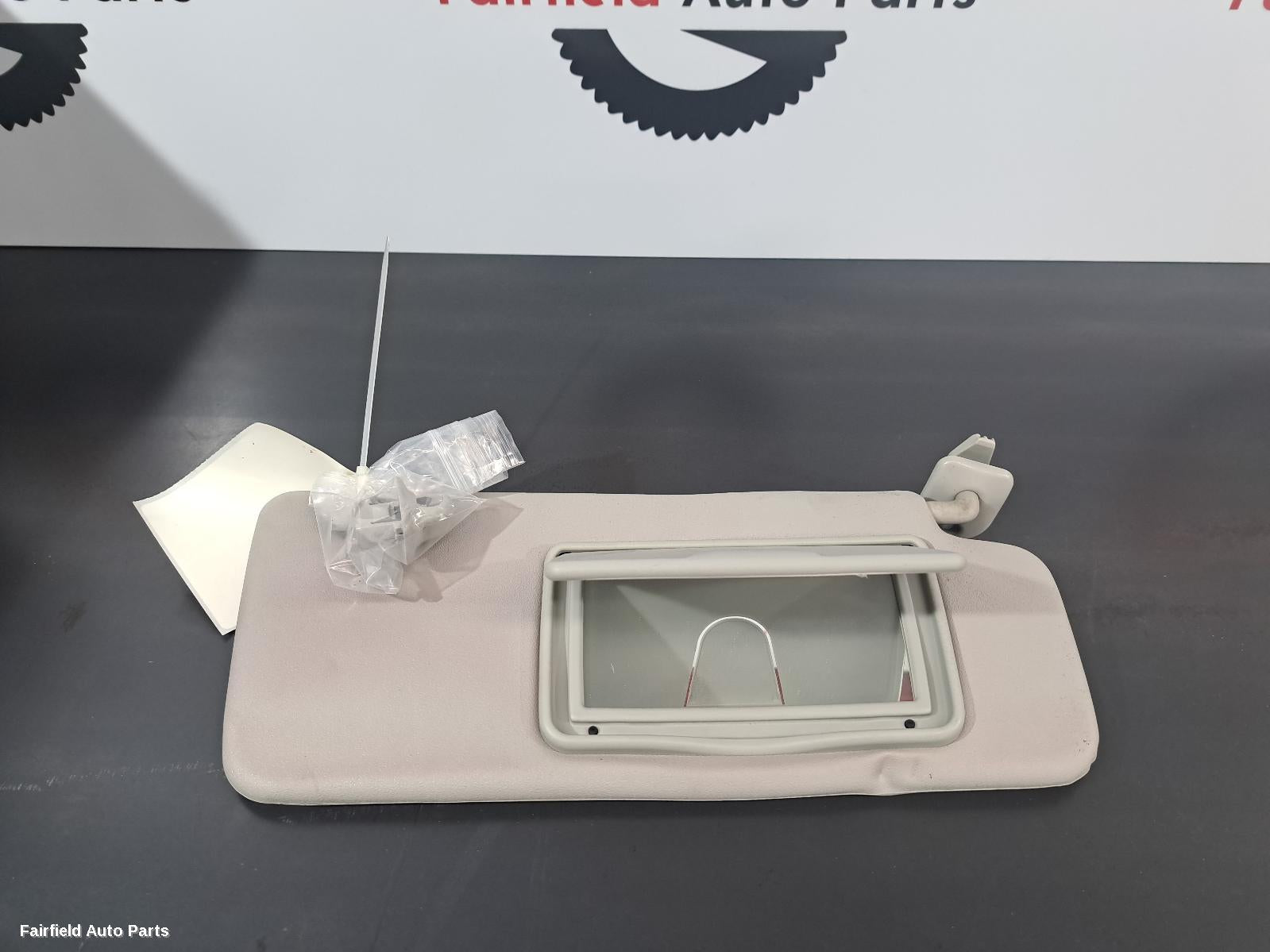2016-2025 Suzuki Ignis Sunvisor
