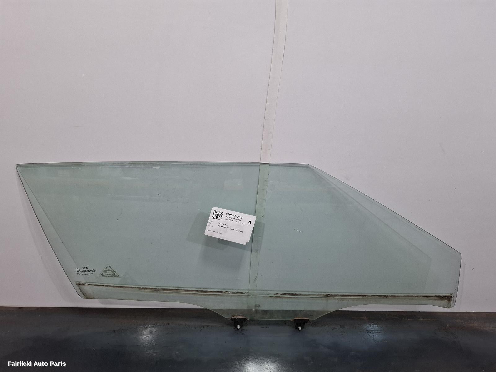 2011-2018 Hyundai Veloster Right Front Door Window