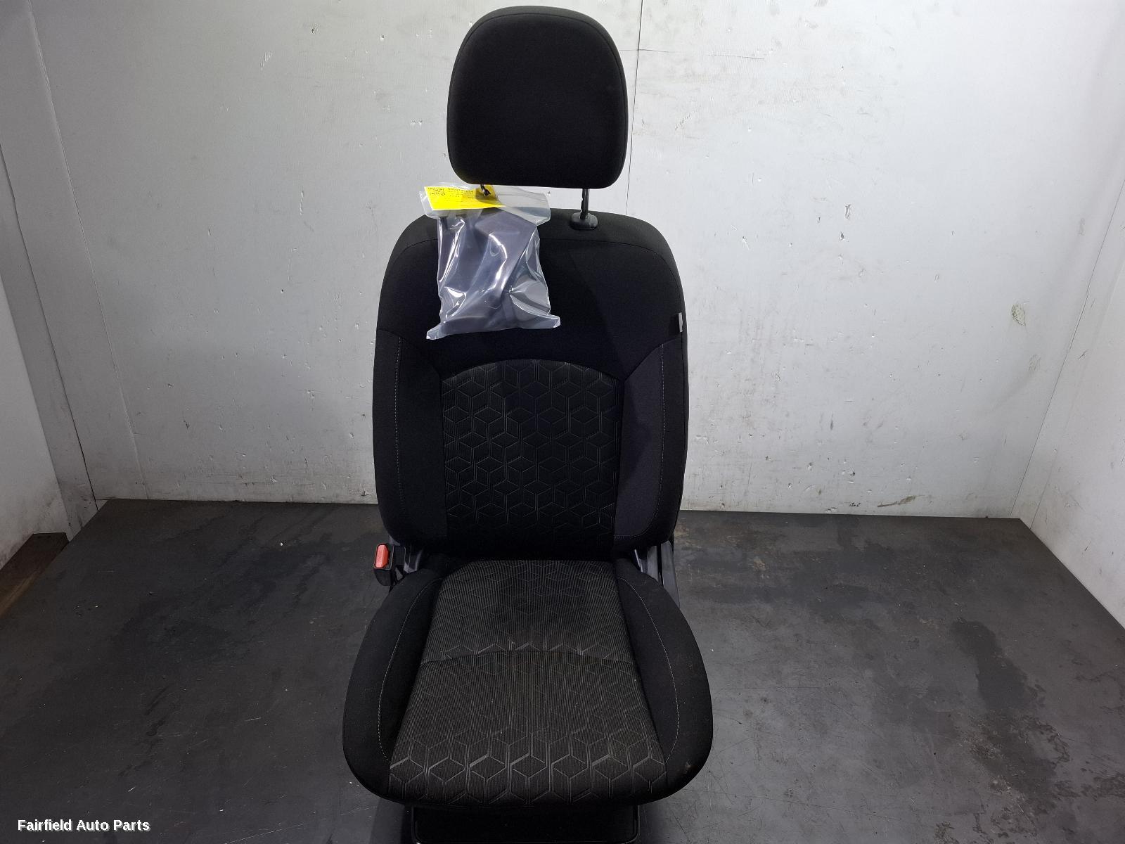 2019-2024 Mitsubishi Asx Front Seat