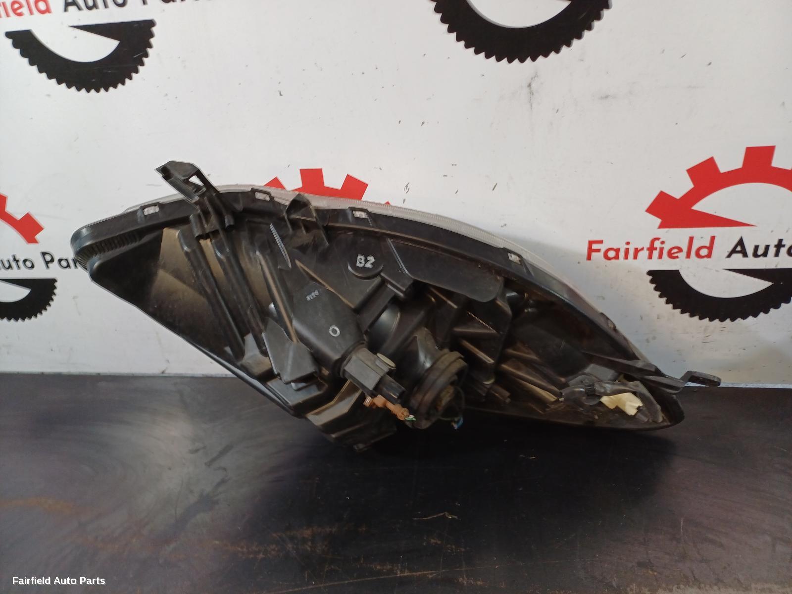 2008-2011 Toyota Yaris Right Headlamp