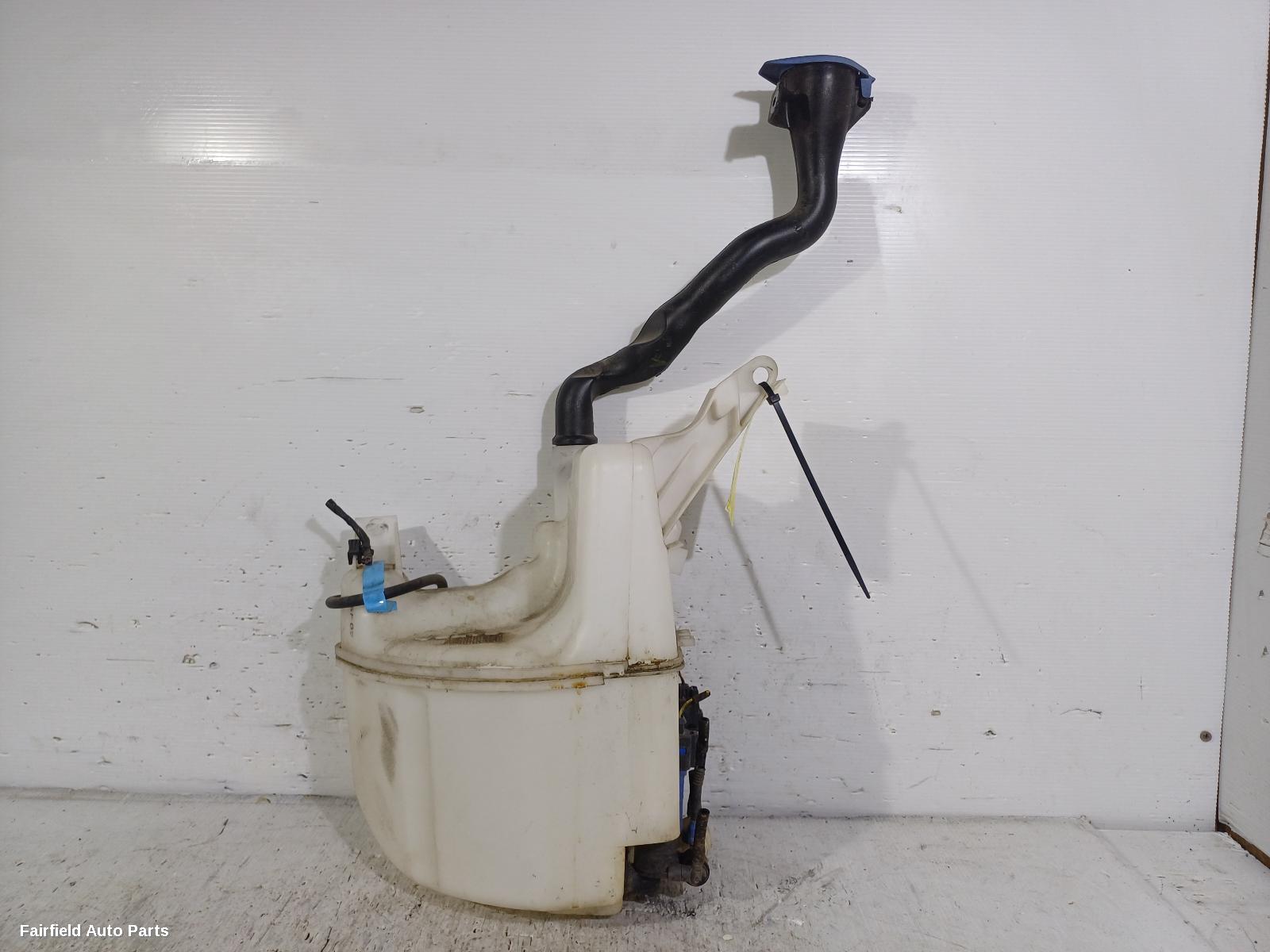 2010-2018 Volvo S60/v60 Washer Bottle