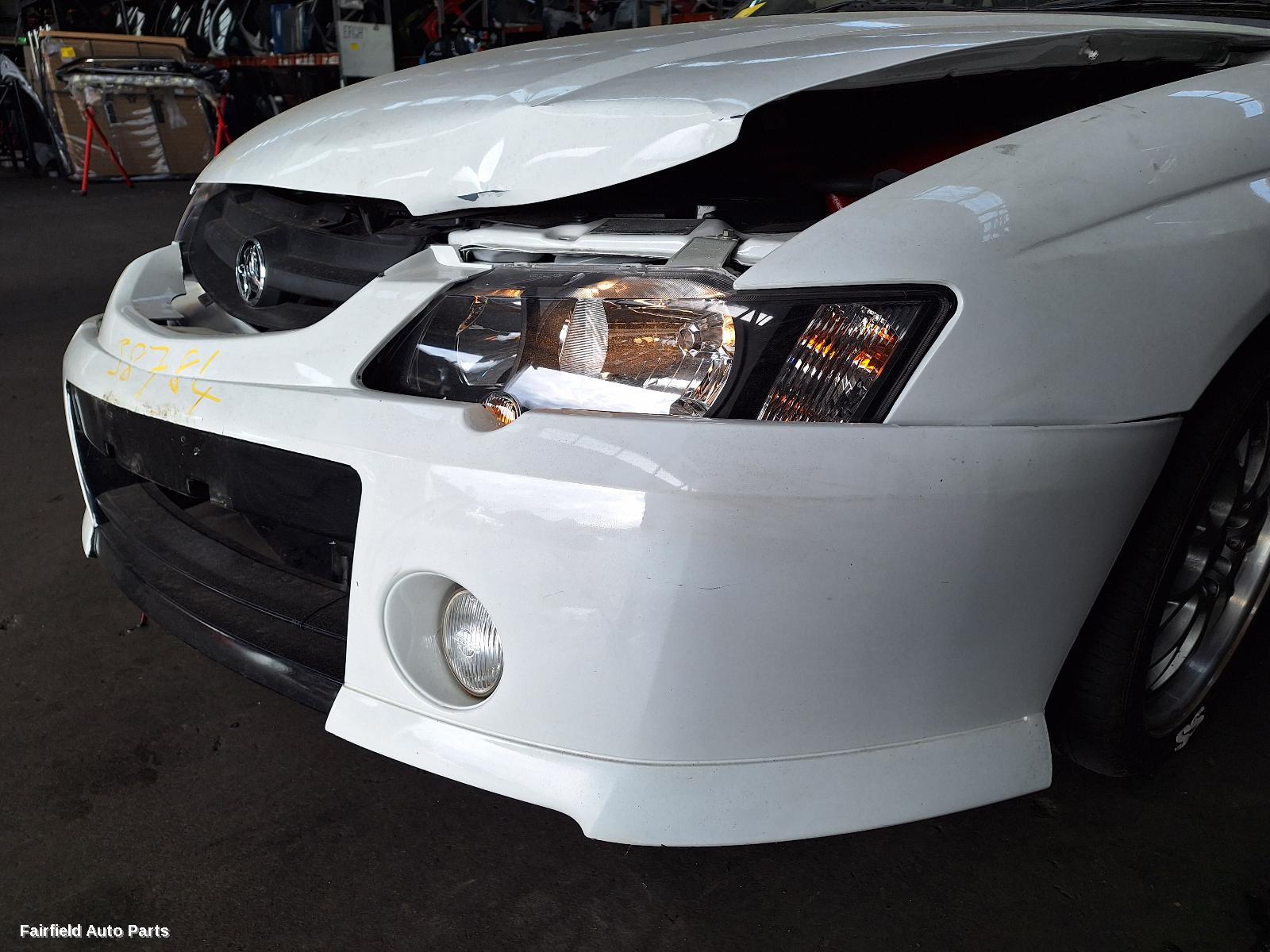 2004 Holden Crewman Left Indicator Fog Side