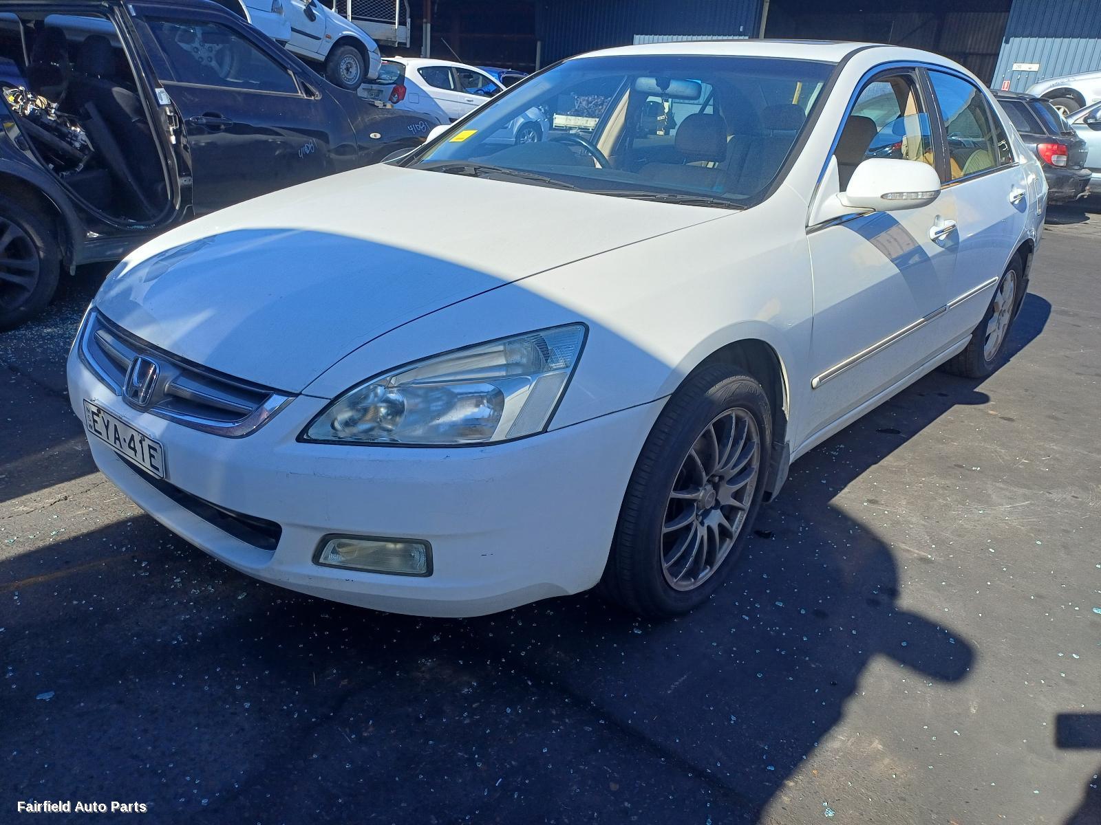 2004 Honda Accord Right Front Door Window