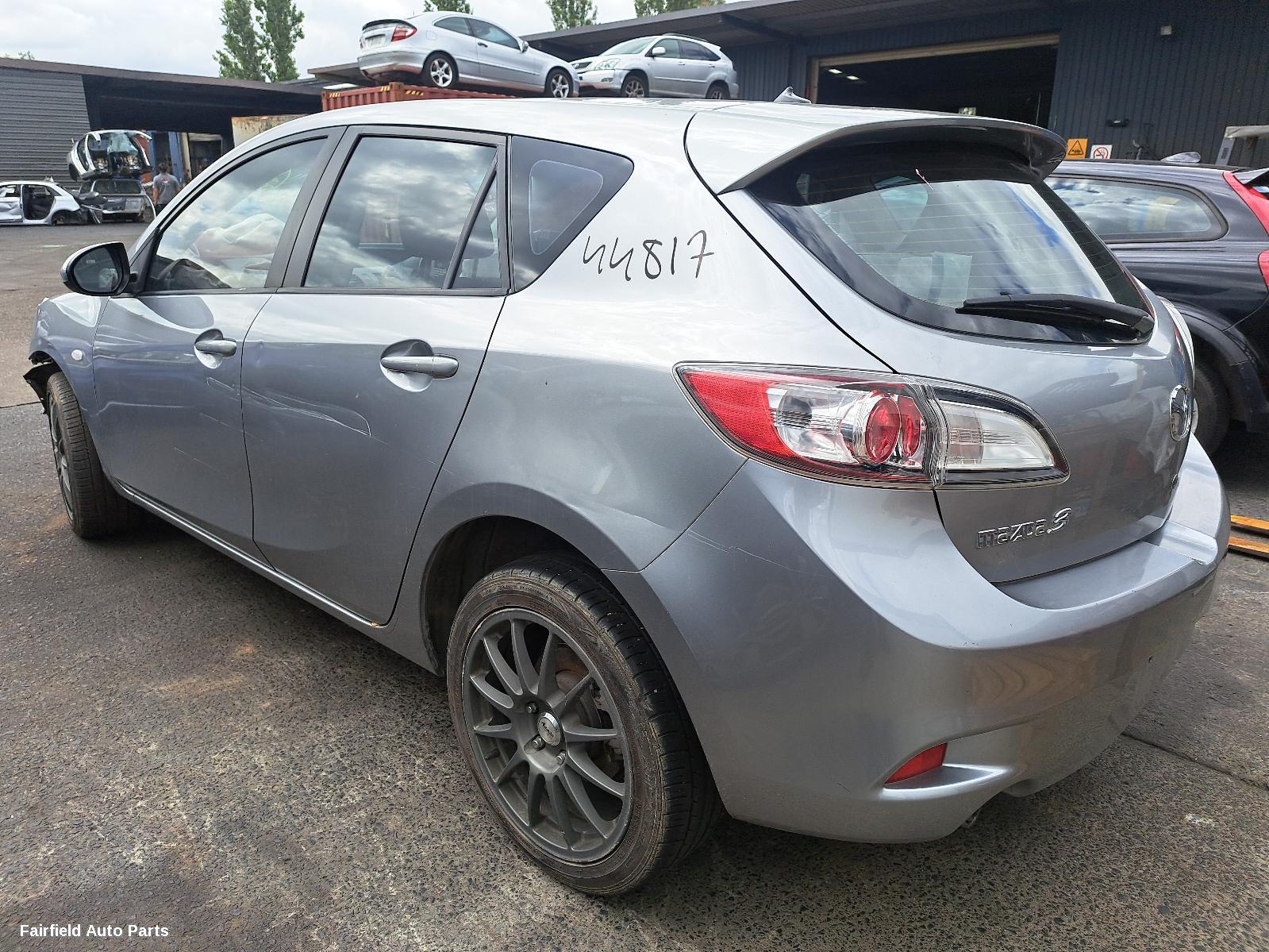 2013 Mazda 3 Left Taillight