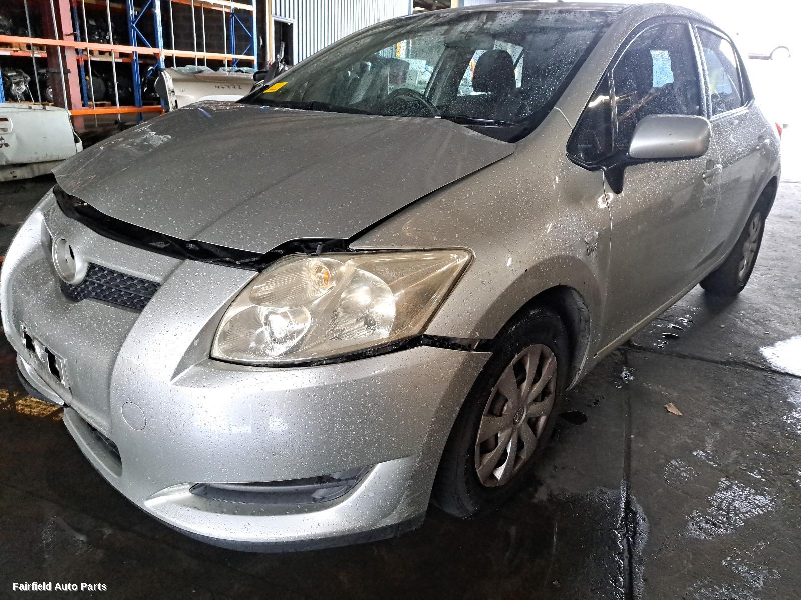 2008 Toyota Corolla Gear Stick Shifter