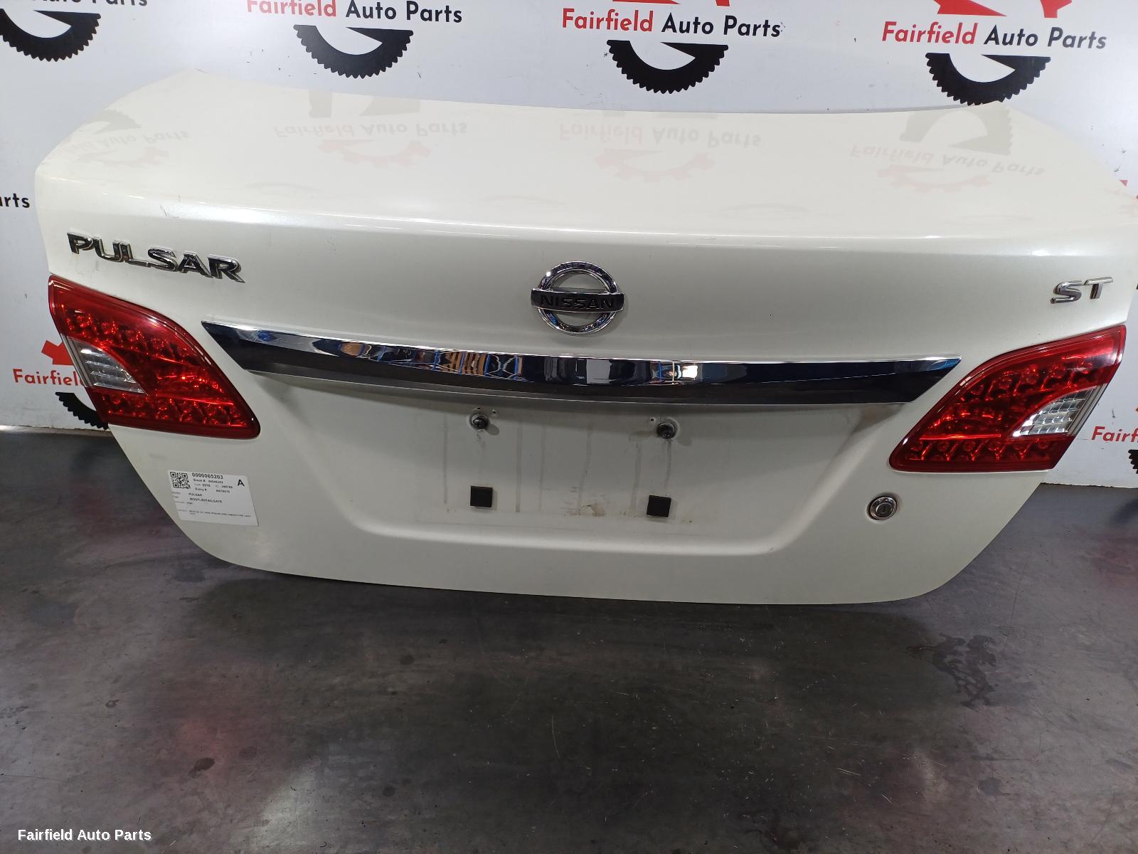 2012-2017 Nissan Pulsar Bootlid Tailgate