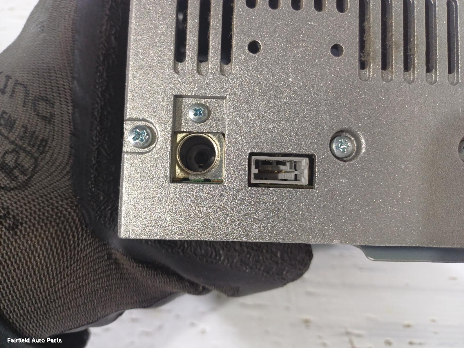 2015-2019 Hyundai Accent Radio Cd Dvd Sat Tv