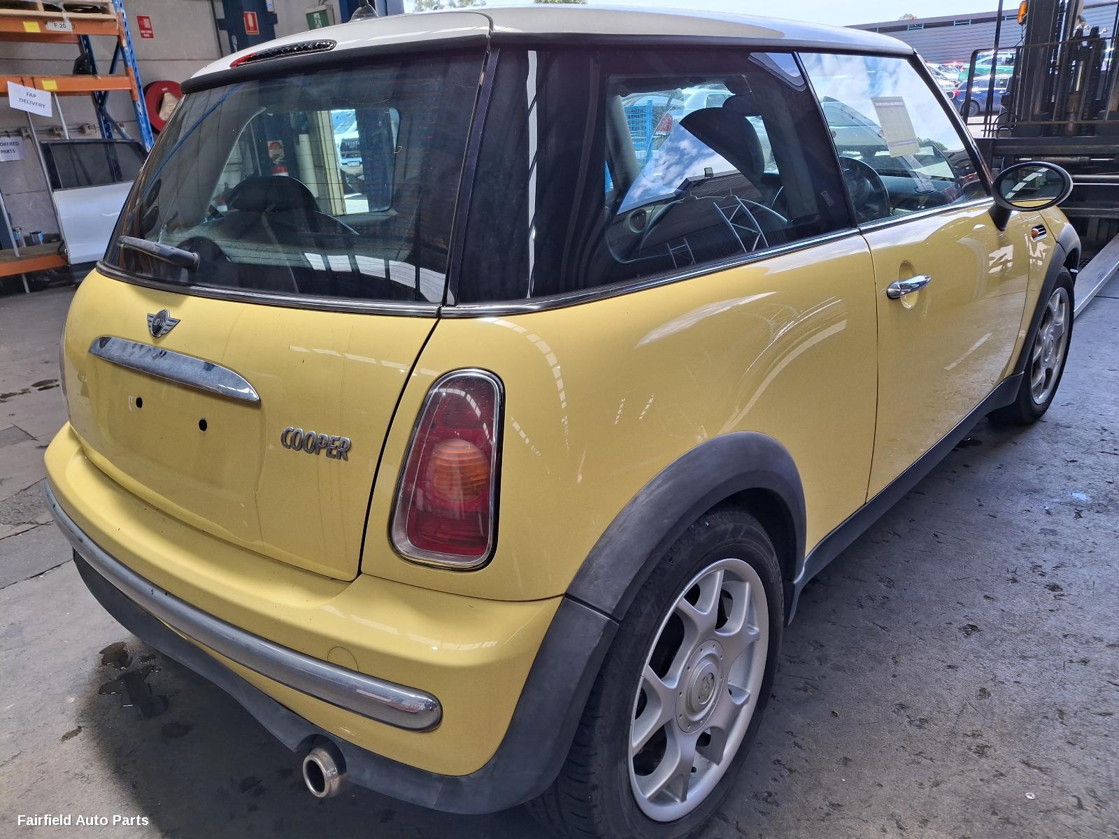 2002 Mini Cooper Right Headlamp